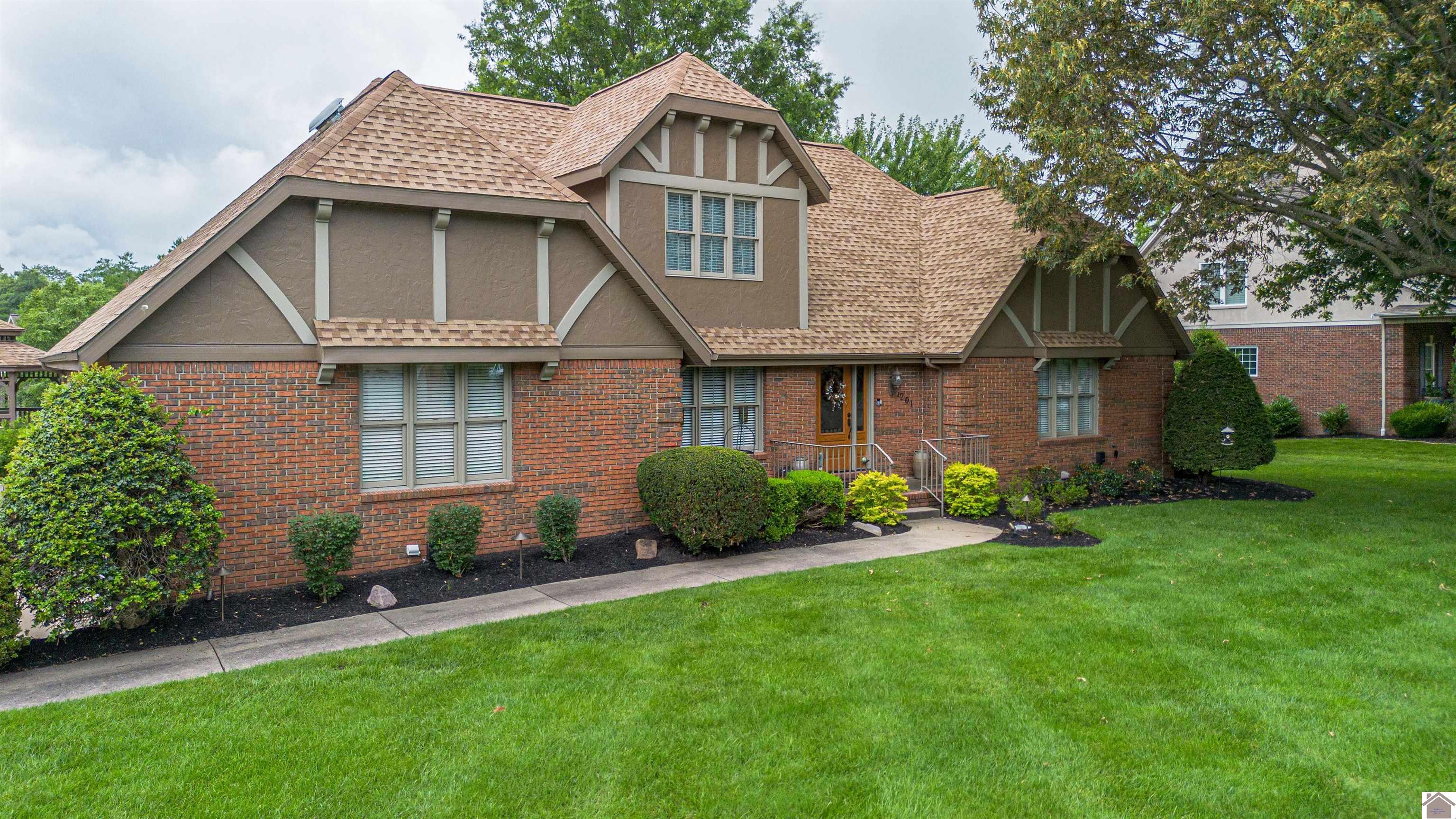 1201 Winslow Way, Paducah, KY 42001 Listing Photo  1