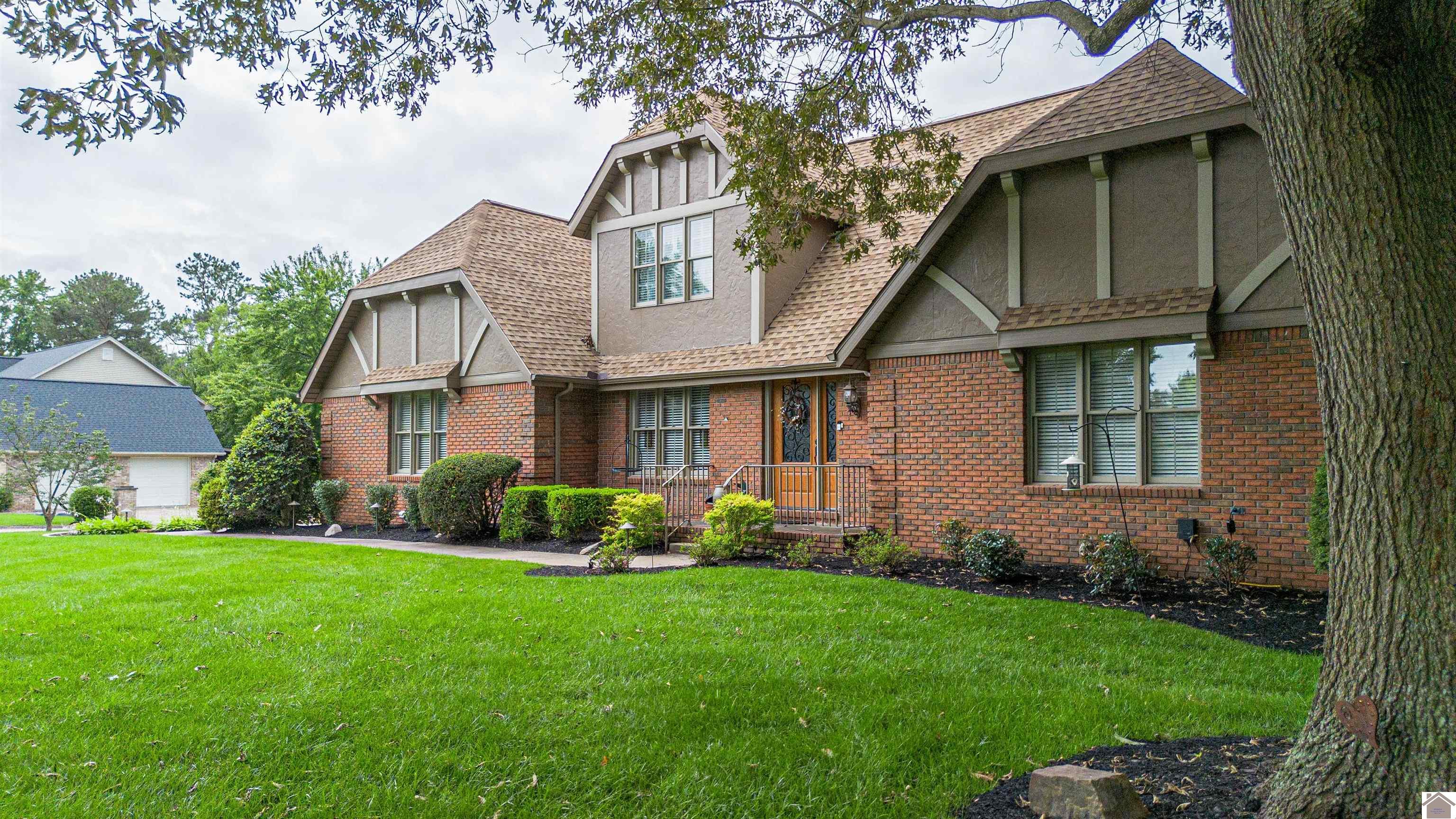 1201 Winslow Way, Paducah, KY 42001 Listing Photo  3