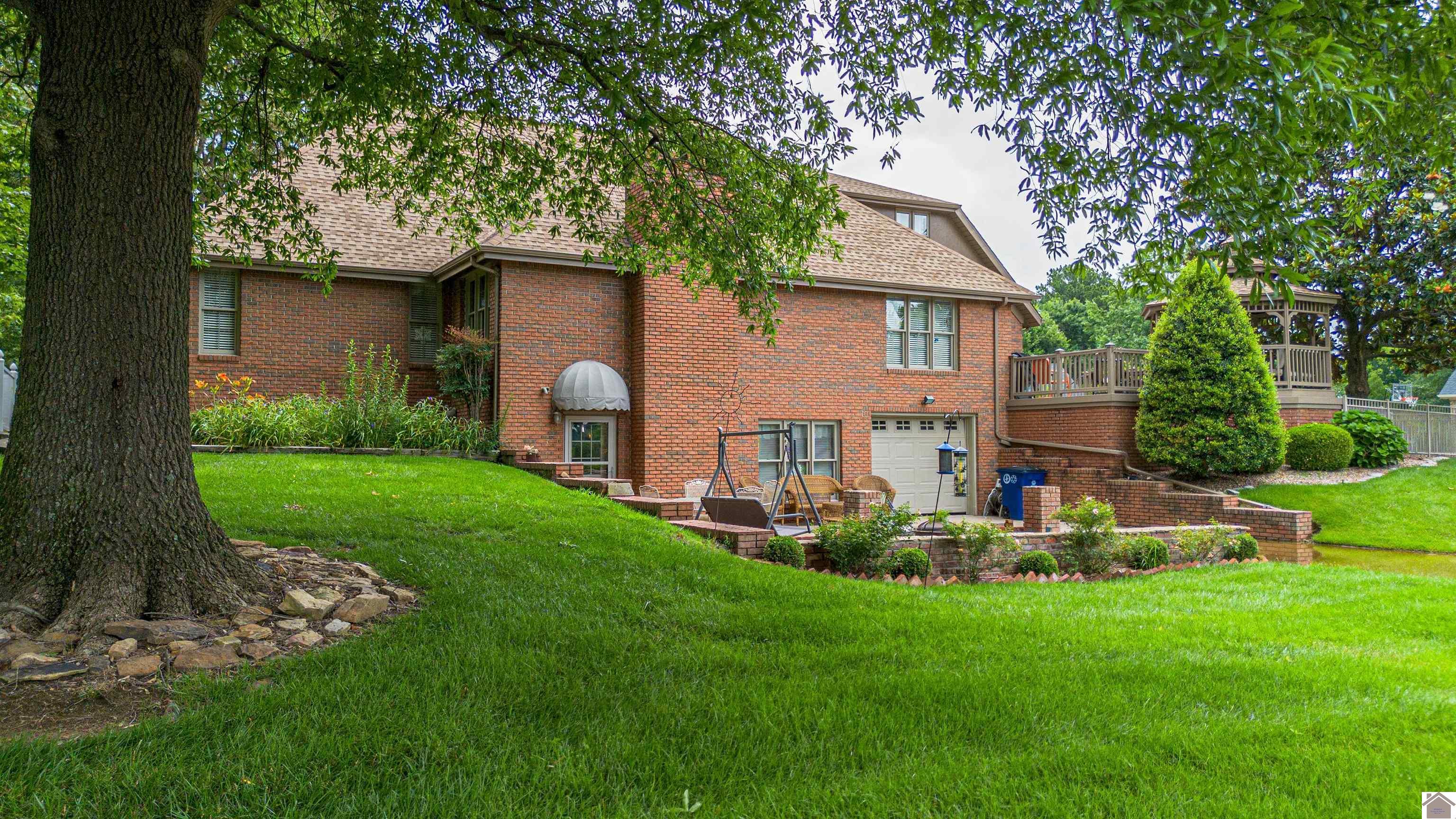 1201 Winslow Way, Paducah, KY 42001 Listing Photo  34