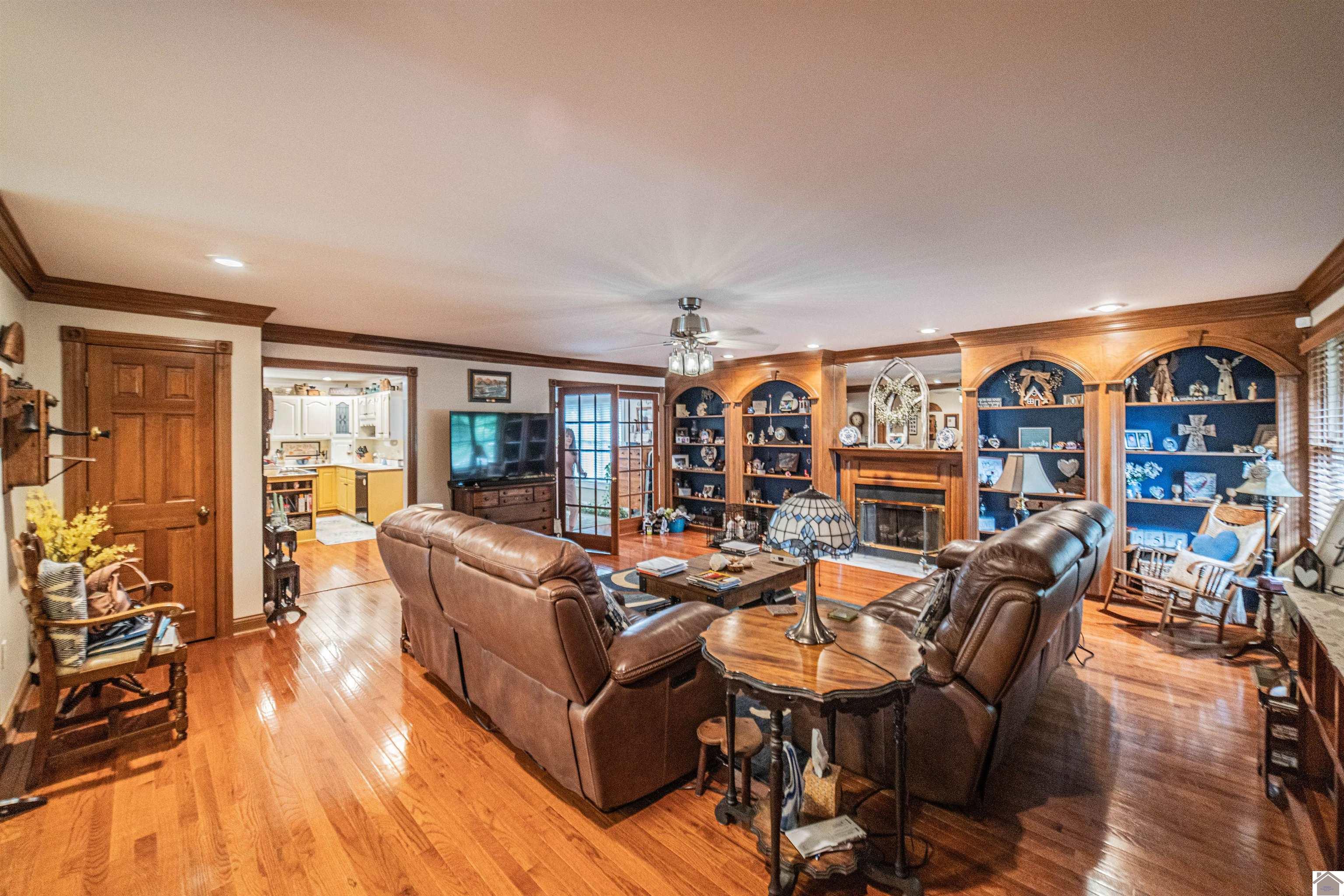1201 Winslow Way, Paducah, KY 42001 Listing Photo  10