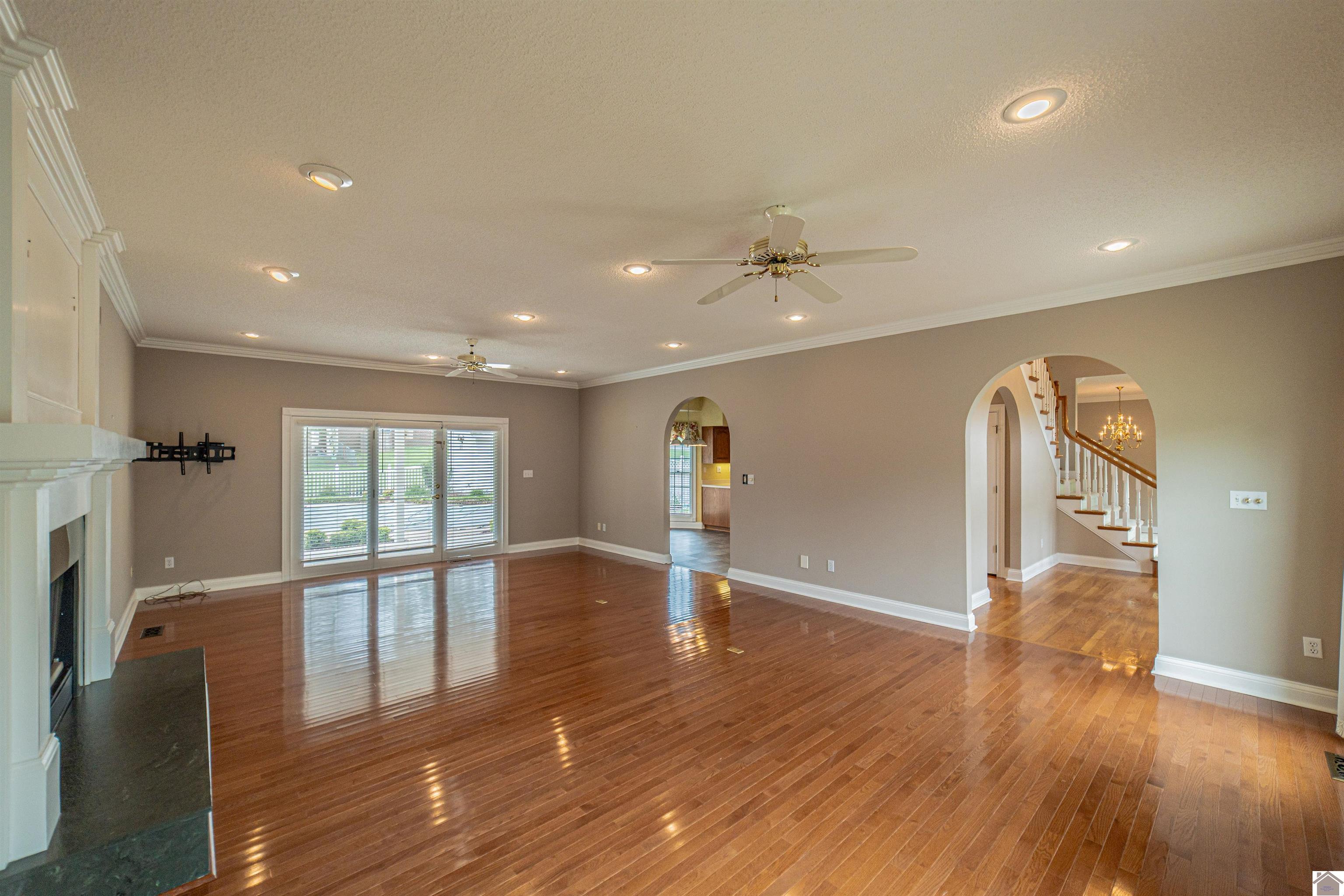 400 Tudor, Paducah, KY 42003 Listing Photo  4