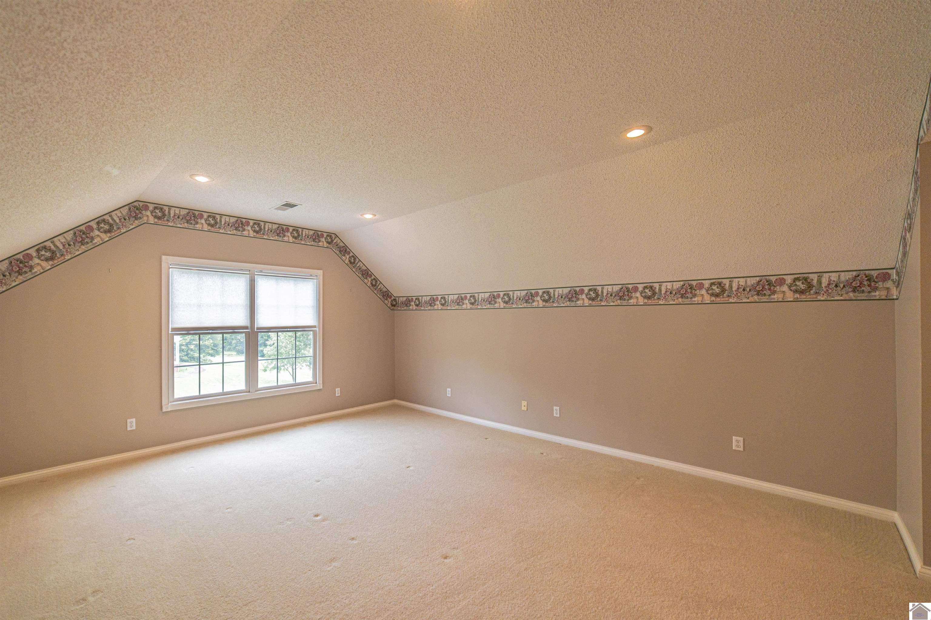 400 Tudor, Paducah, KY 42003 Listing Photo  33