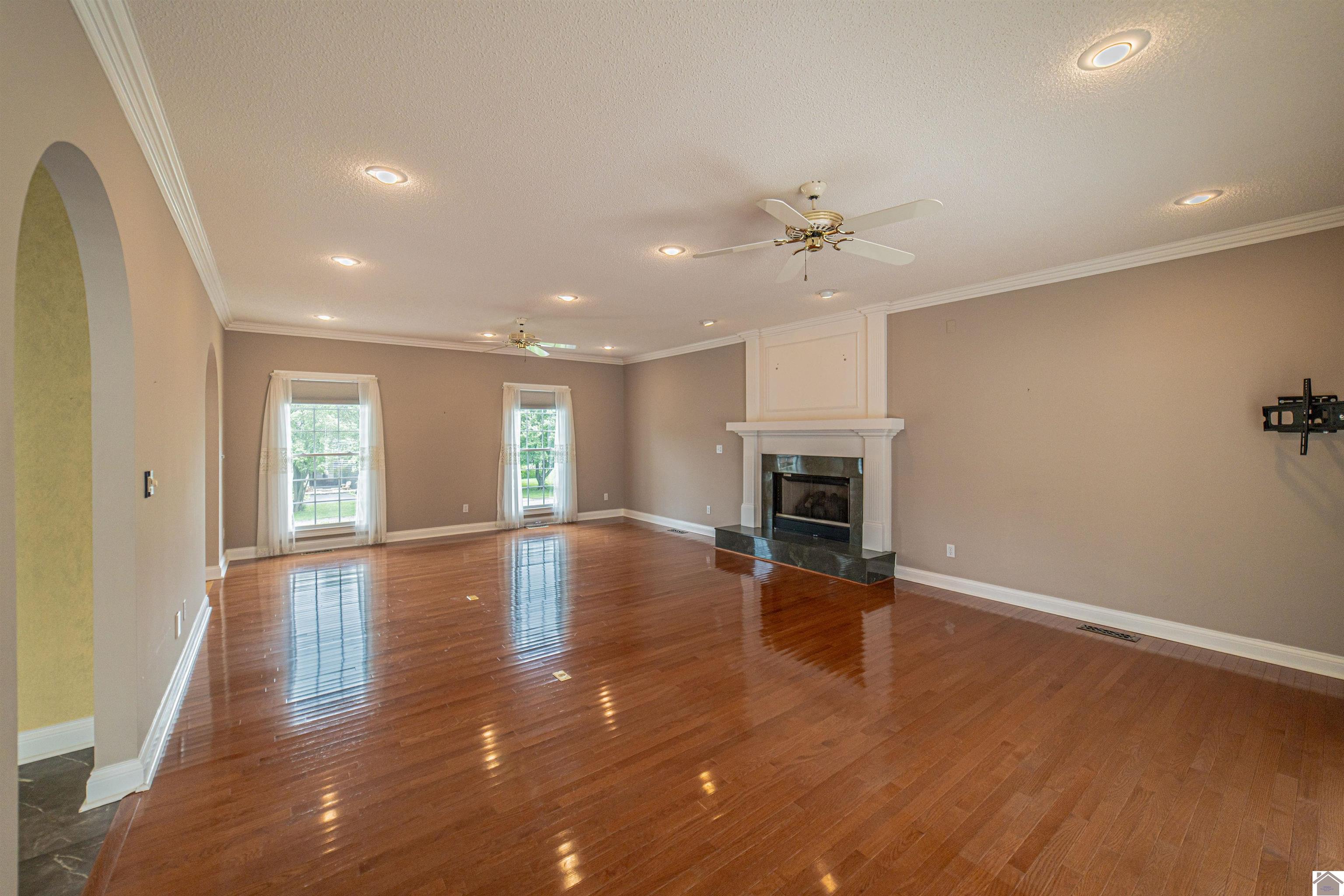 400 Tudor, Paducah, KY 42003 Listing Photo  5