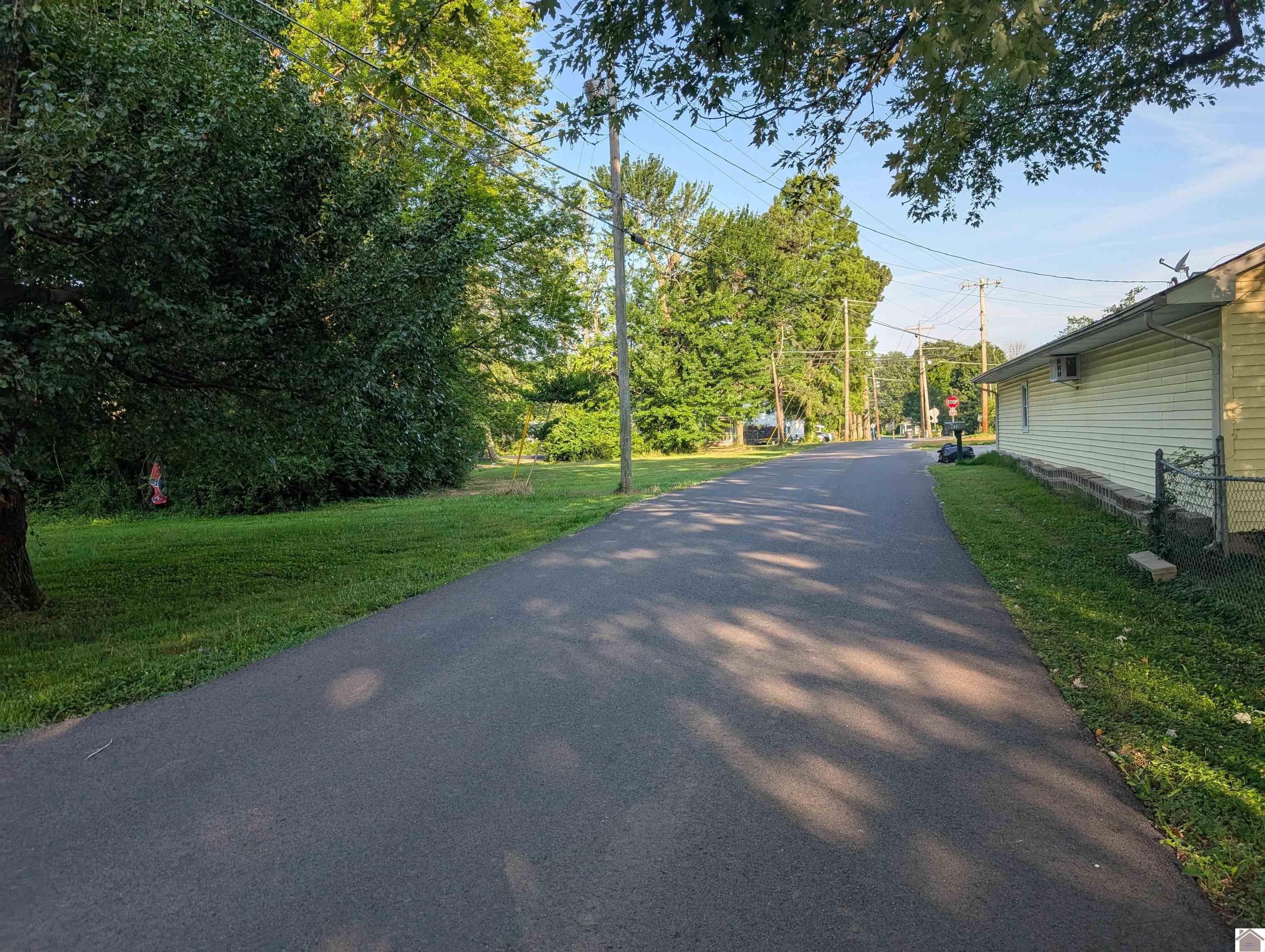321 Illinois, Paducah, KY 42003 Listing Photo  4