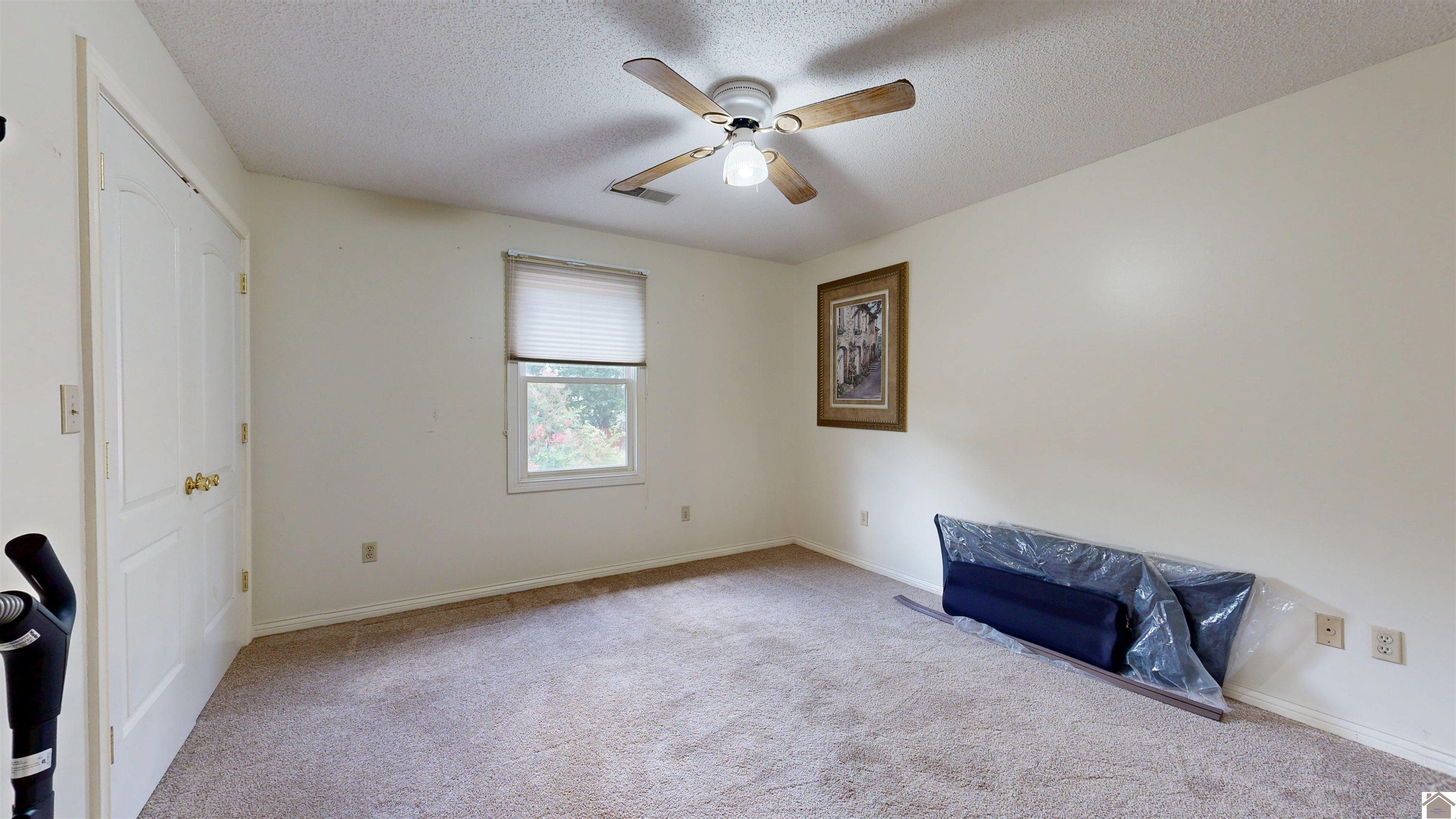 9 Park Place, Paducah, KY 42003 Listing Photo  24