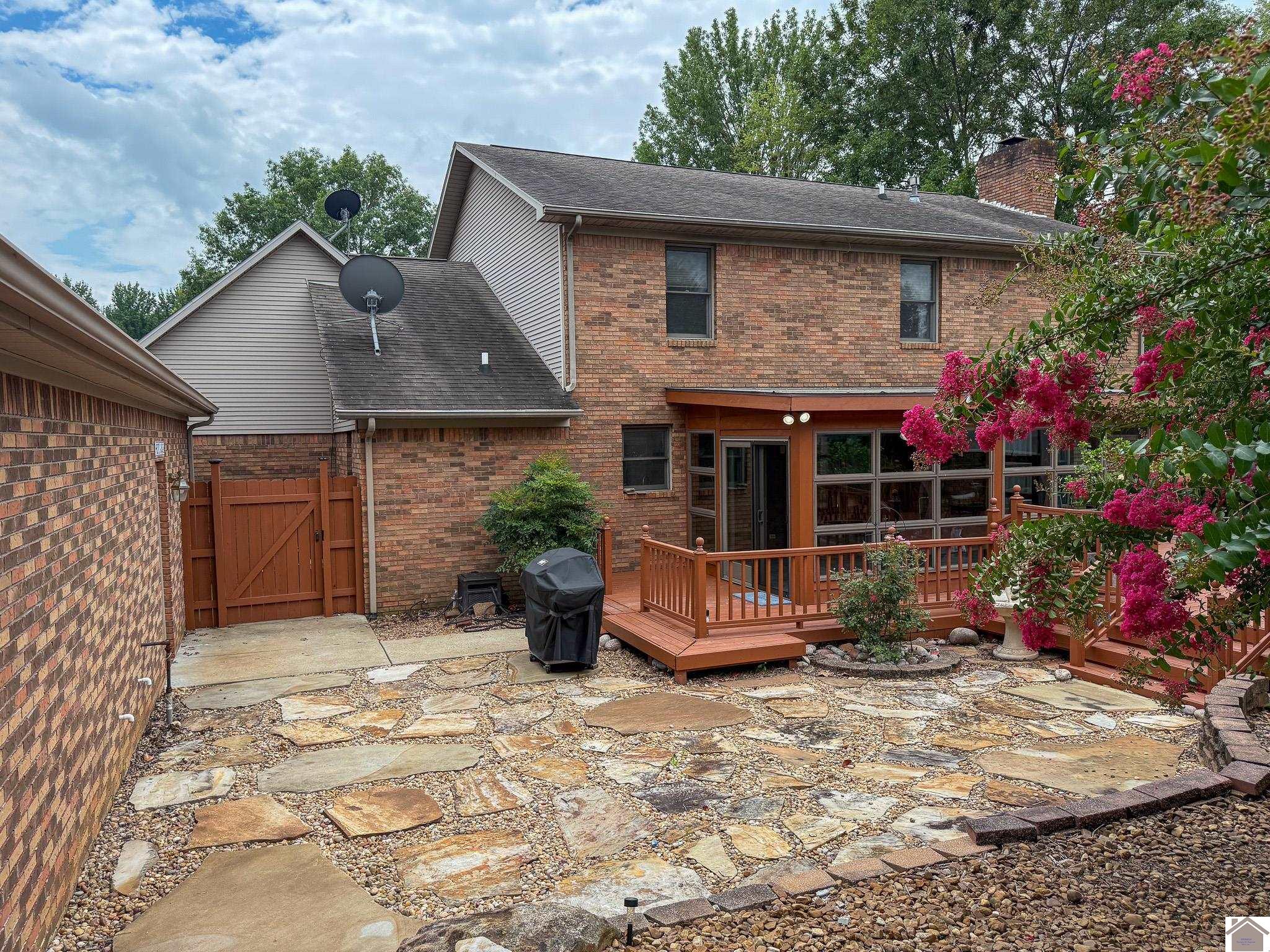 9 Park Place, Paducah, KY 42003 Listing Photo  38