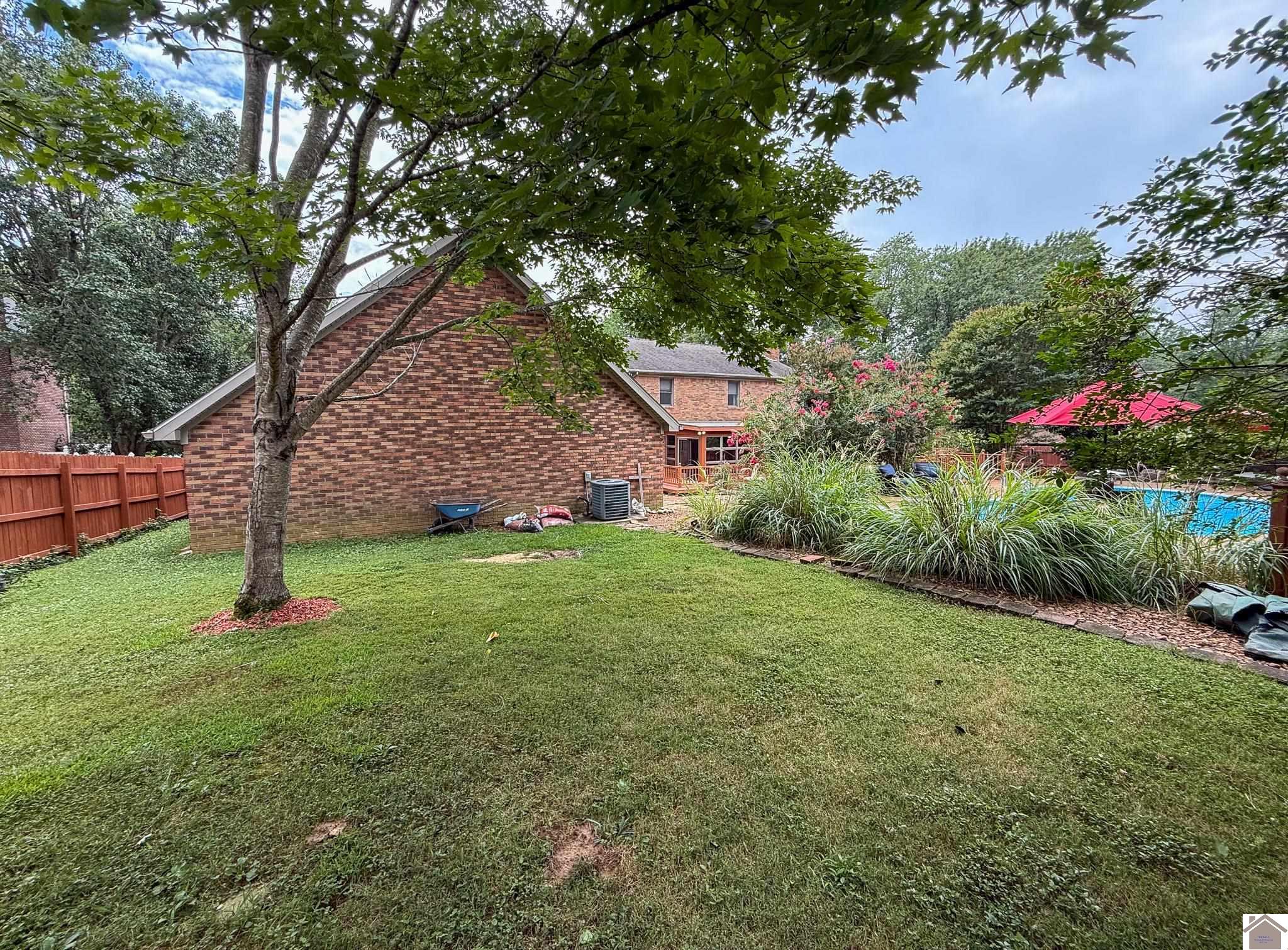 9 Park Place, Paducah, KY 42003 Listing Photo  43