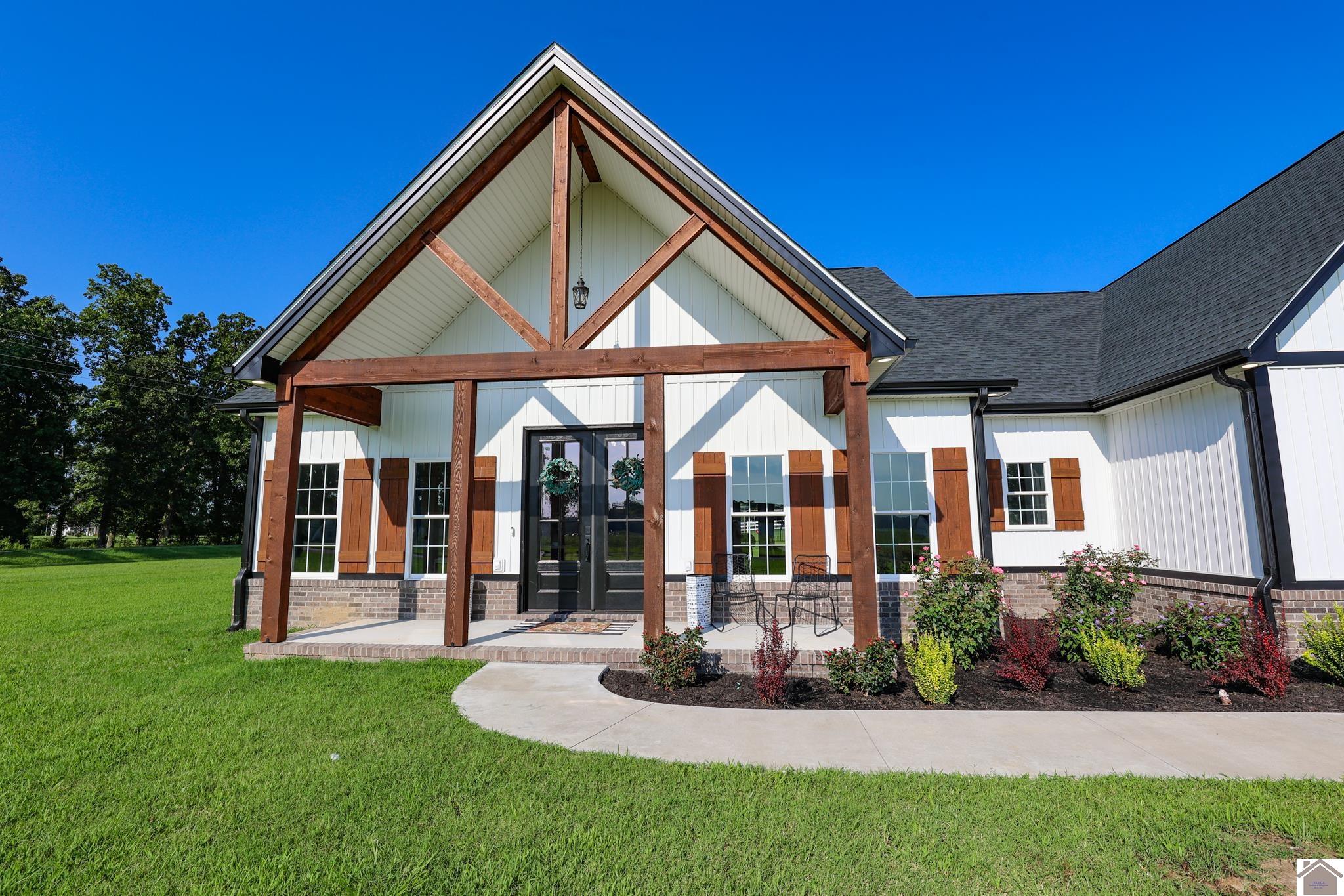 115 Mckenna, Kevil, KY 42053 Listing Photo  5