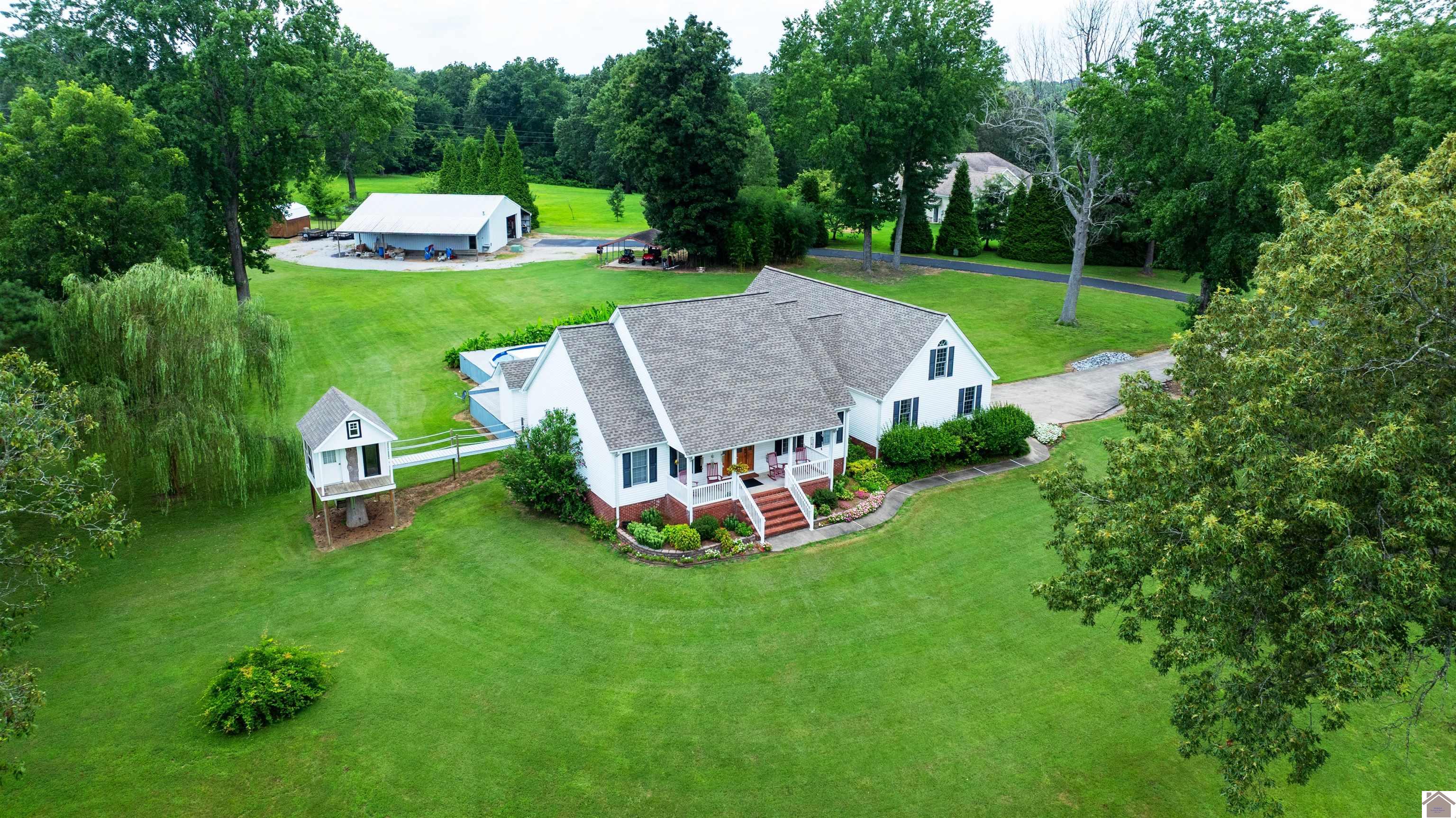 365 Kerth Culp Rd, Paducah, KY 42003 Listing Photo  3
