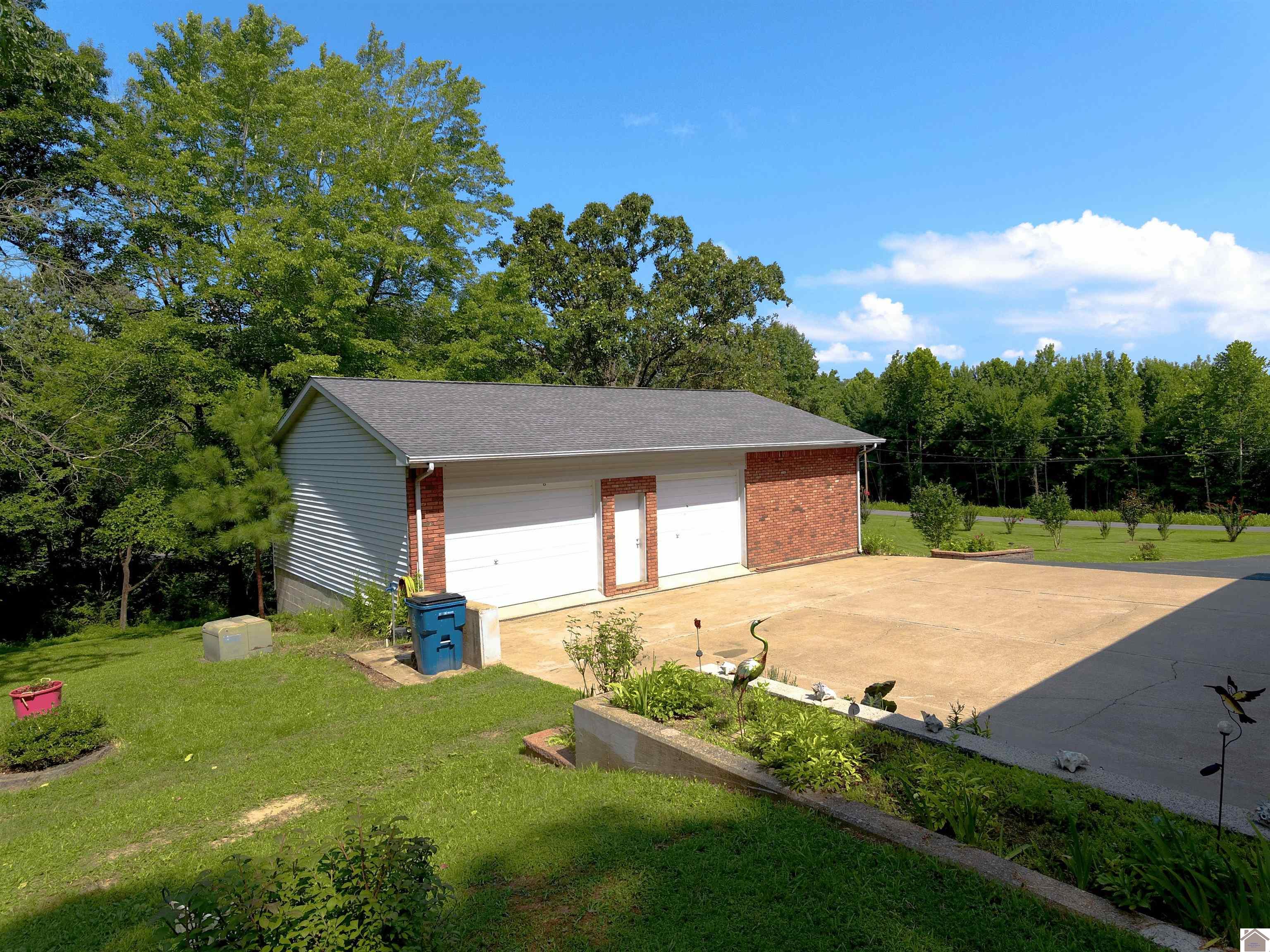 1070 Clarkline, Paducah, KY 42003 Listing Photo  36