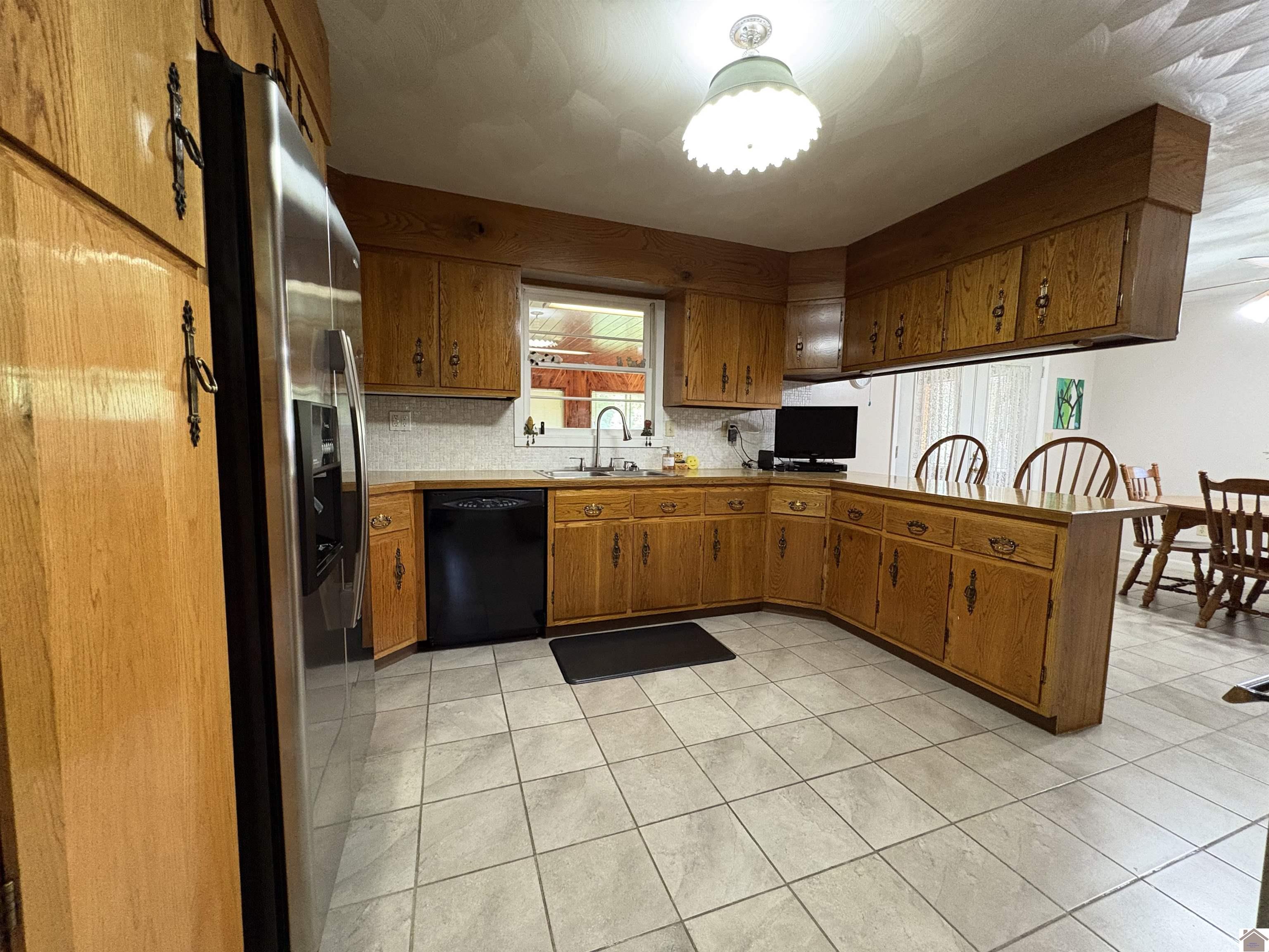 1070 Clarkline, Paducah, KY 42003 Listing Photo  8
