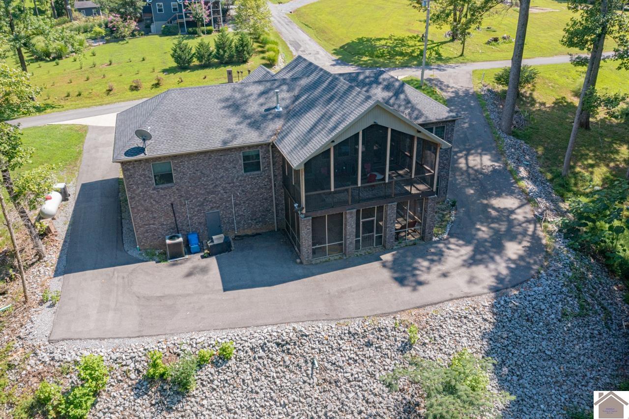 62 Charlotte, Cadiz, KY 42211 Listing Photo  2