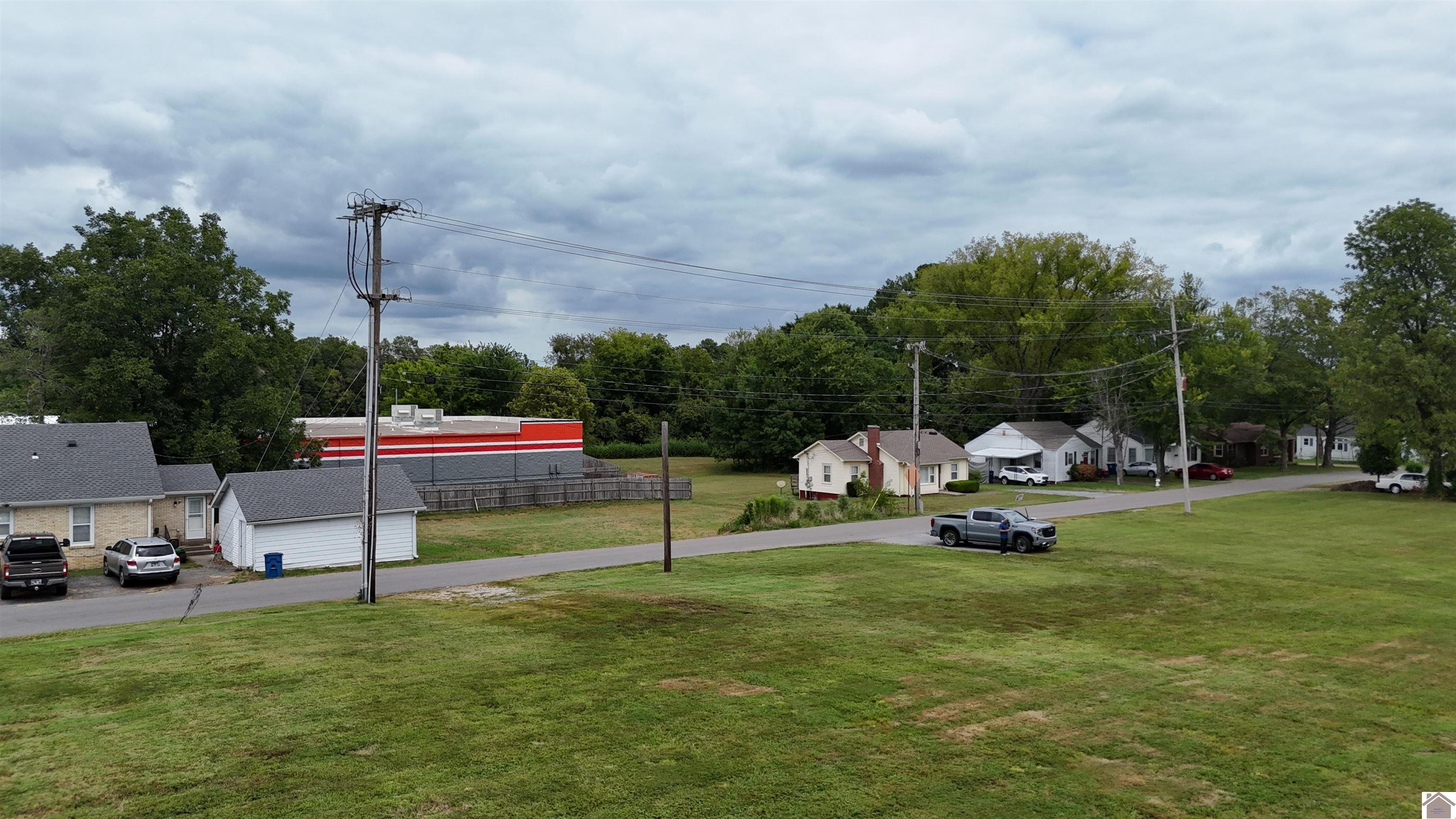 301 S 12th St, Murray, KY 42071 Listing Photo  5