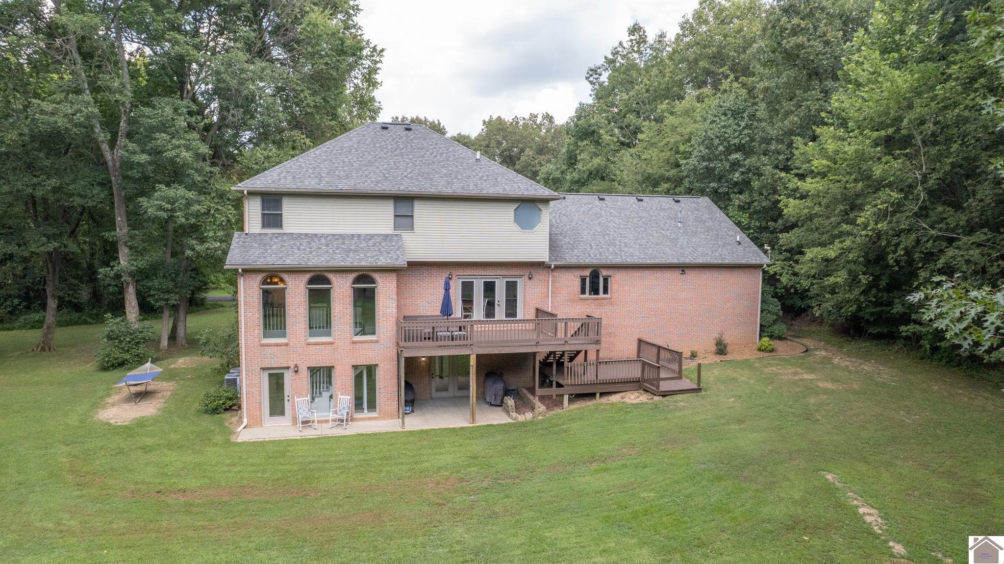 210 Les Lee, Paducah, KY 42001 Listing Photo  2