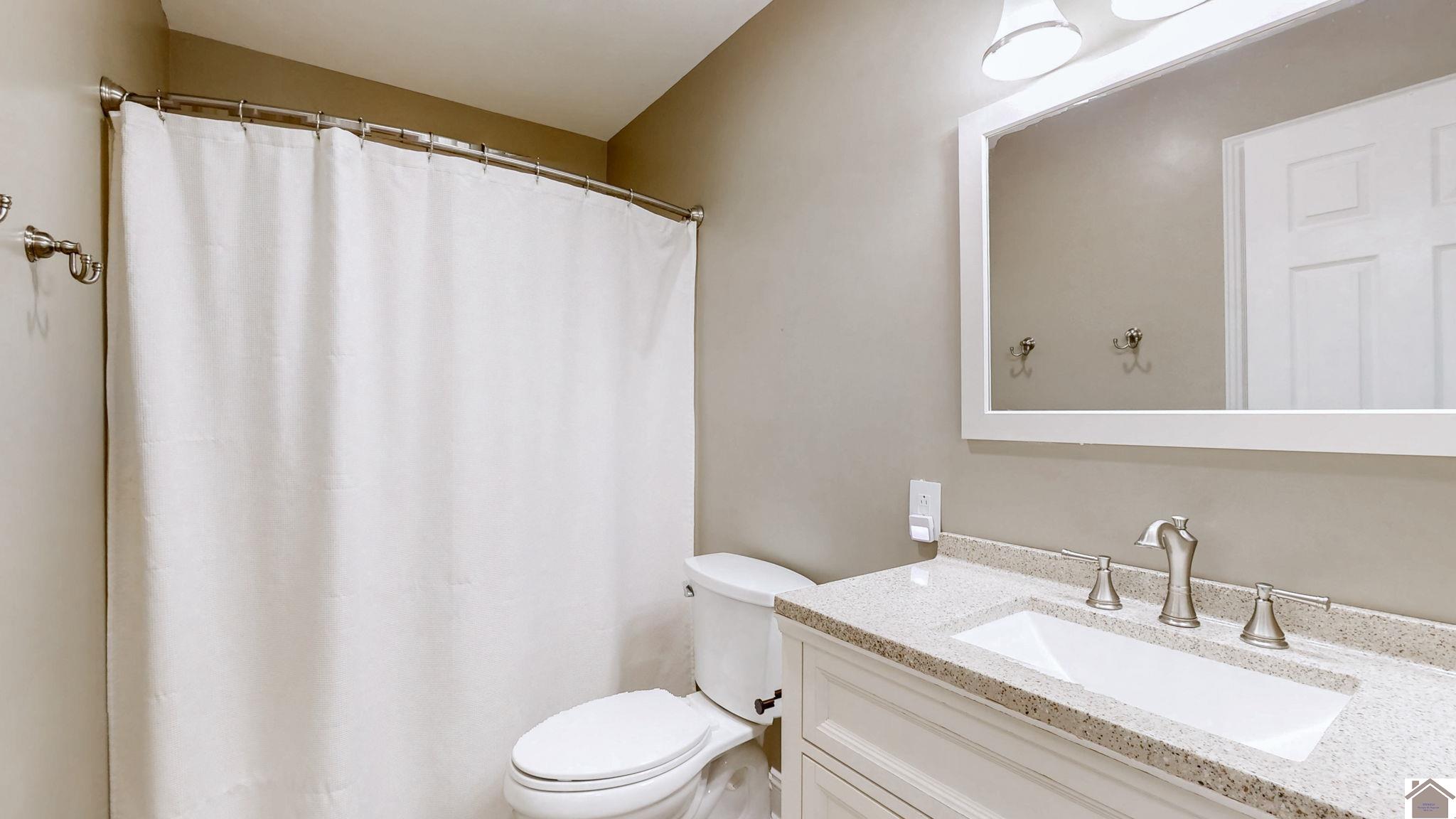 210 Les Lee, Paducah, KY 42001 Listing Photo  27