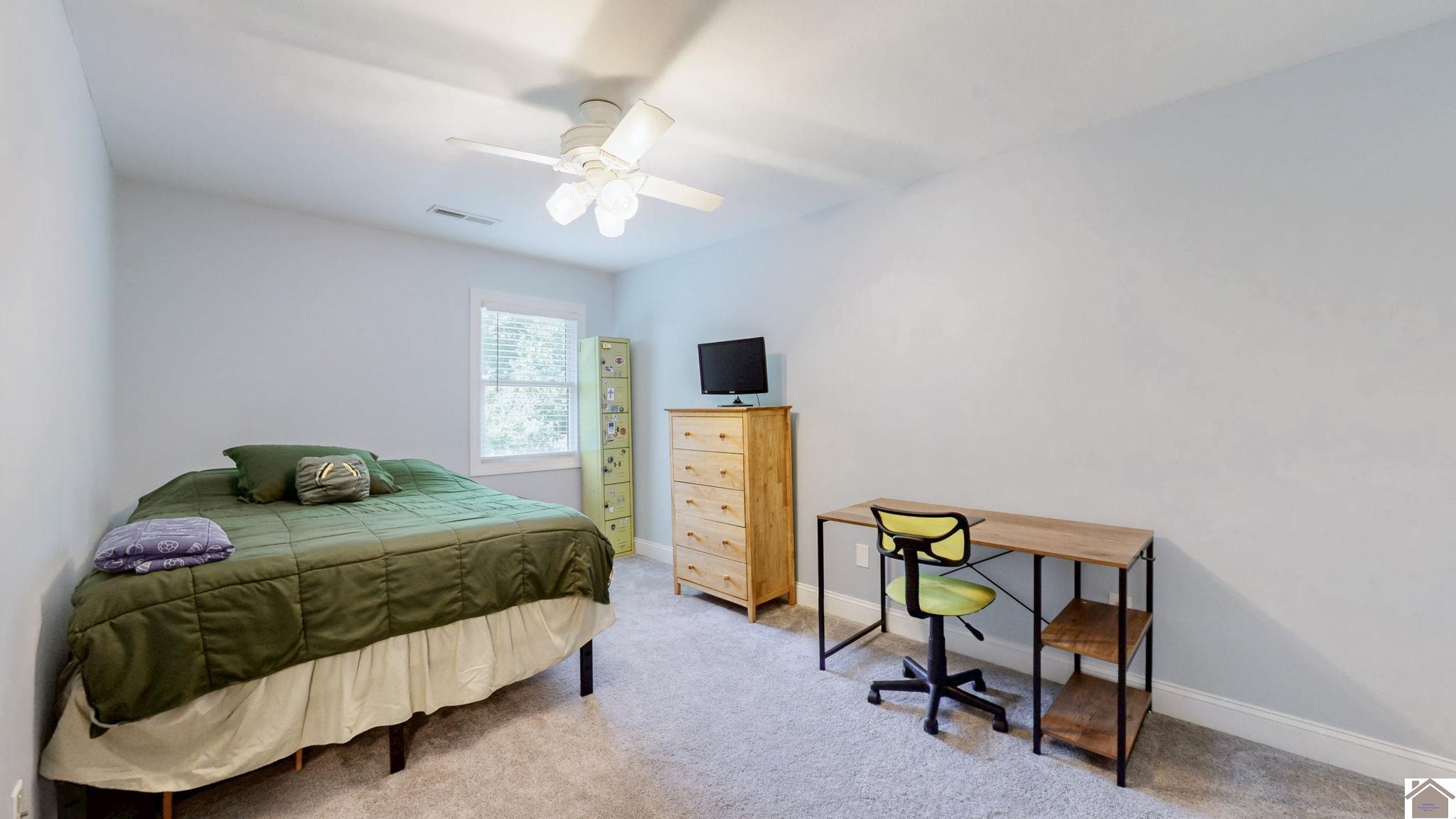 210 Les Lee, Paducah, KY 42001 Listing Photo  30