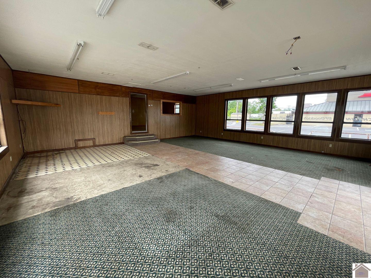 58 N Main St, Benton, KY 42025 Listing Photo  7