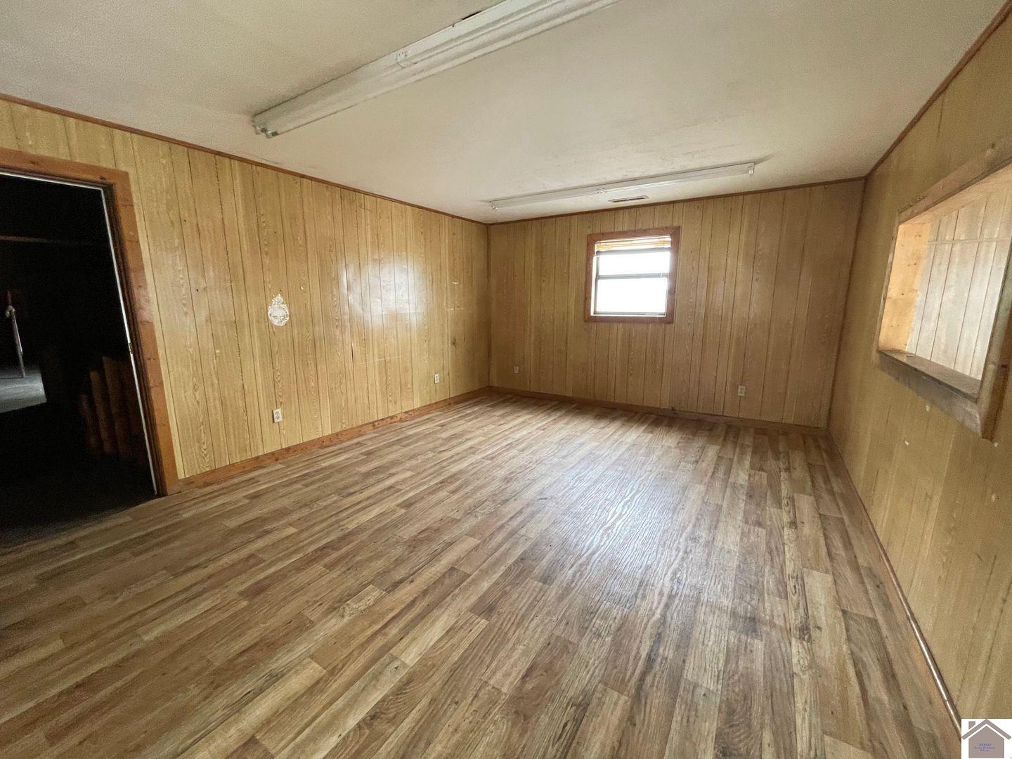 58 N Main St, Benton, KY 42025 Listing Photo  9