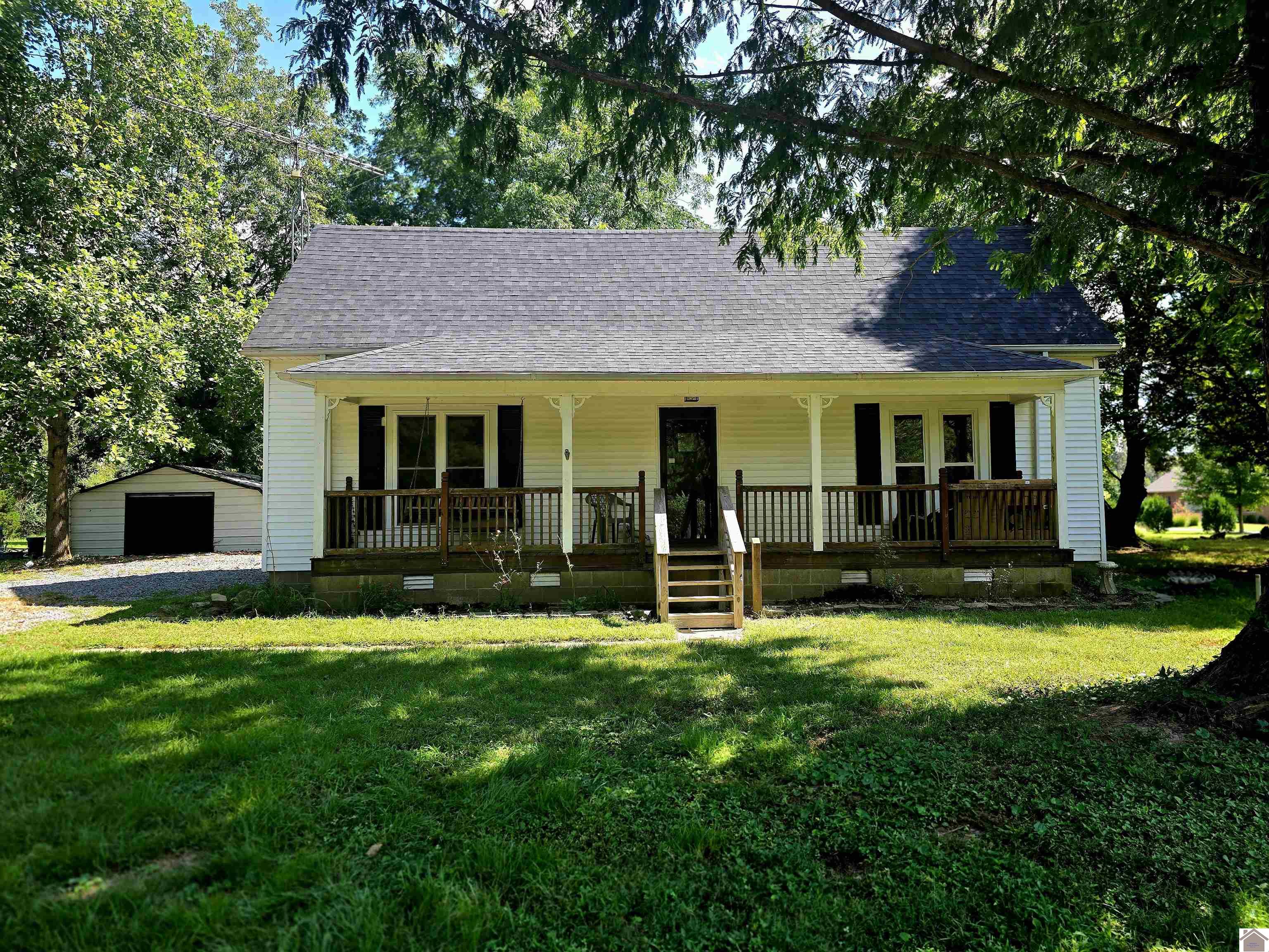 2537 Old Newburg Rd, Murray, KY 42071 Listing Photo  1