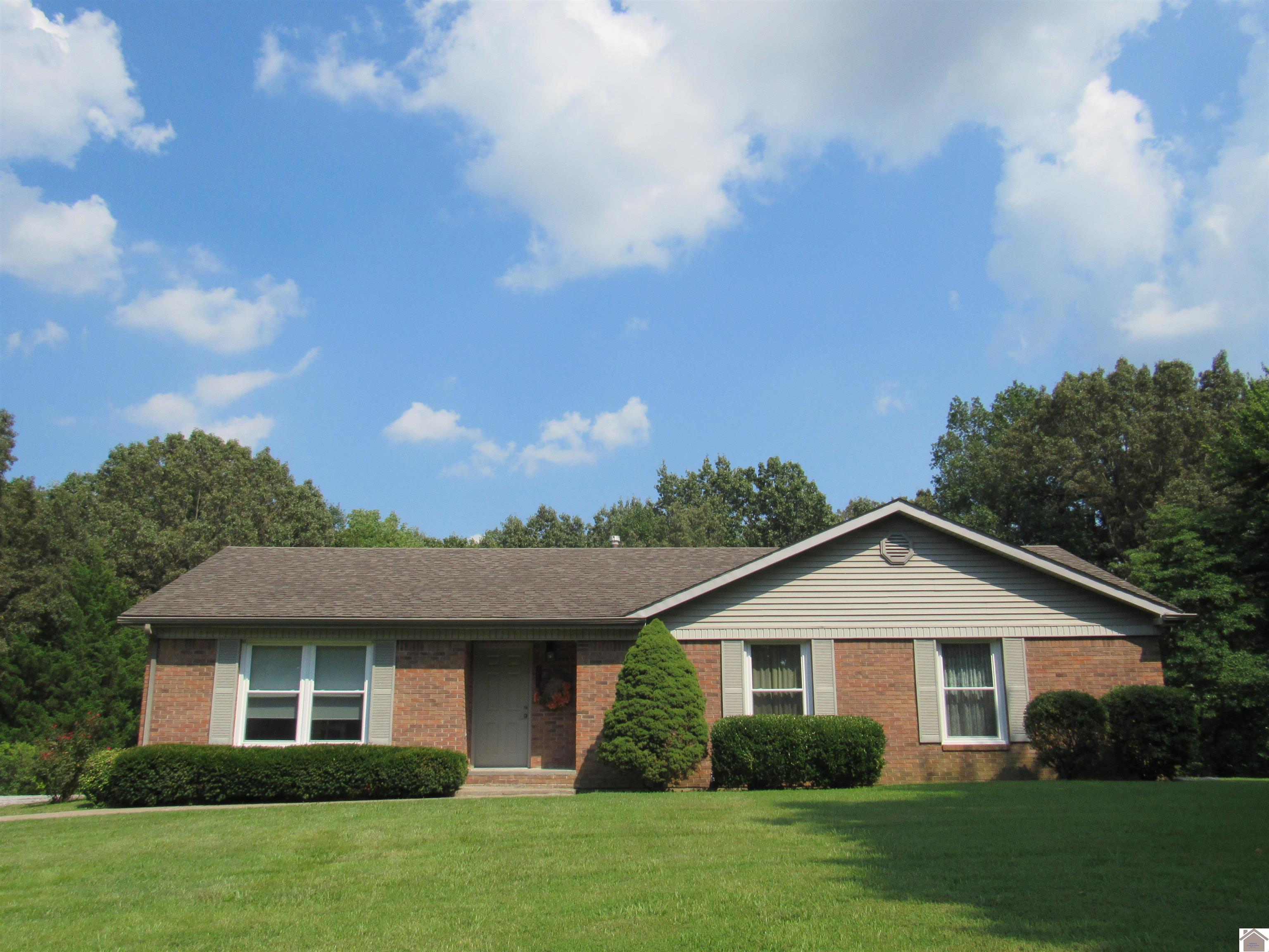 240 Lansing Ave, Paducah, KY 42003 Listing Photo  1