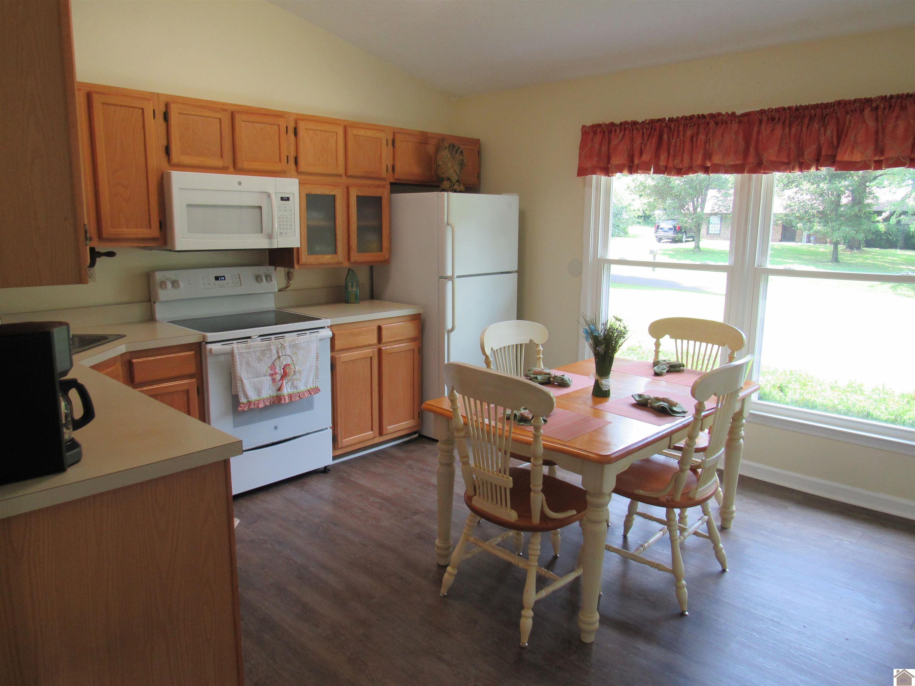 240 Lansing Ave, Paducah, KY 42003 Listing Photo  12