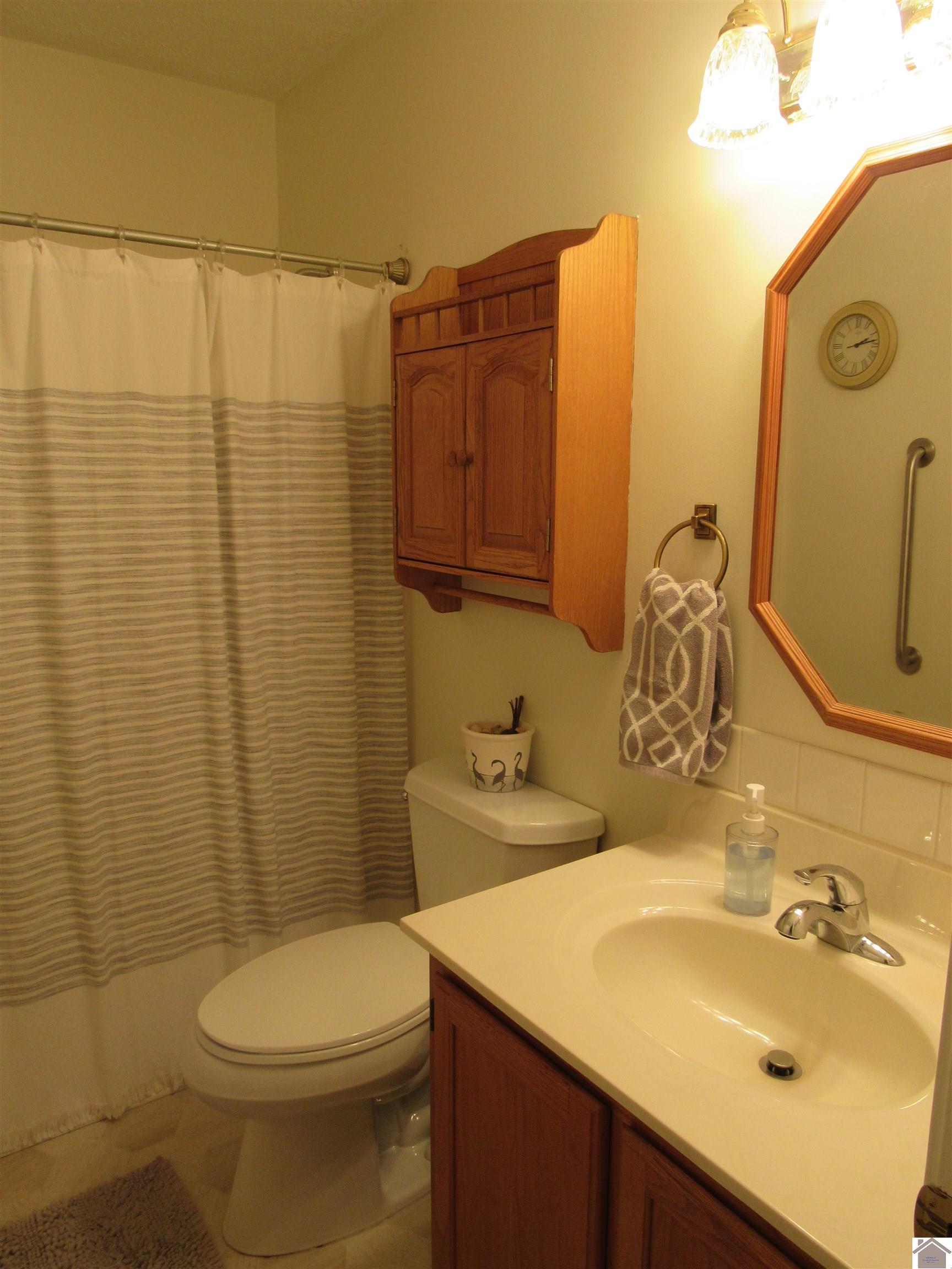 240 Lansing Ave, Paducah, KY 42003 Listing Photo  22