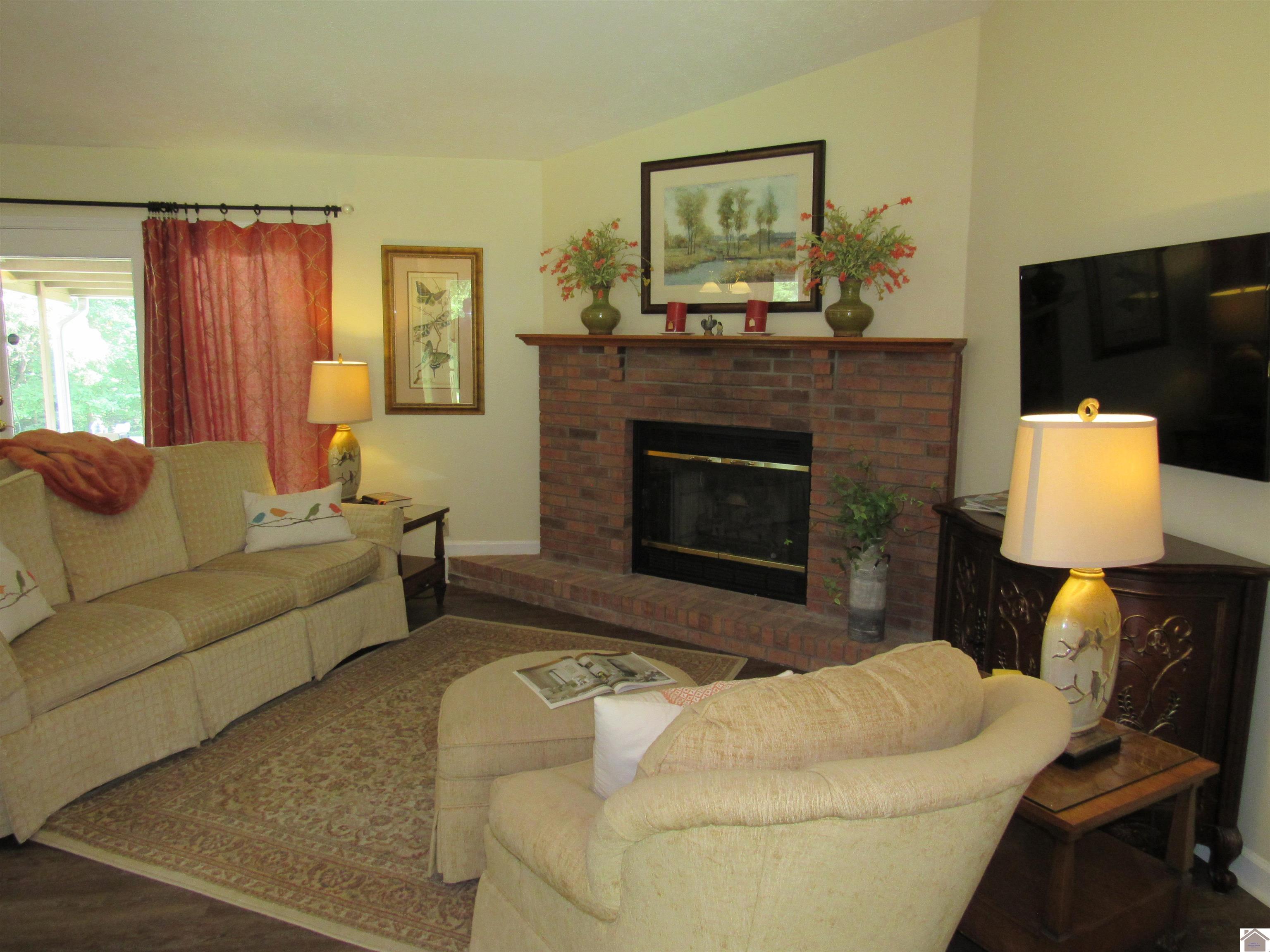 240 Lansing Ave, Paducah, KY 42003 Listing Photo  4