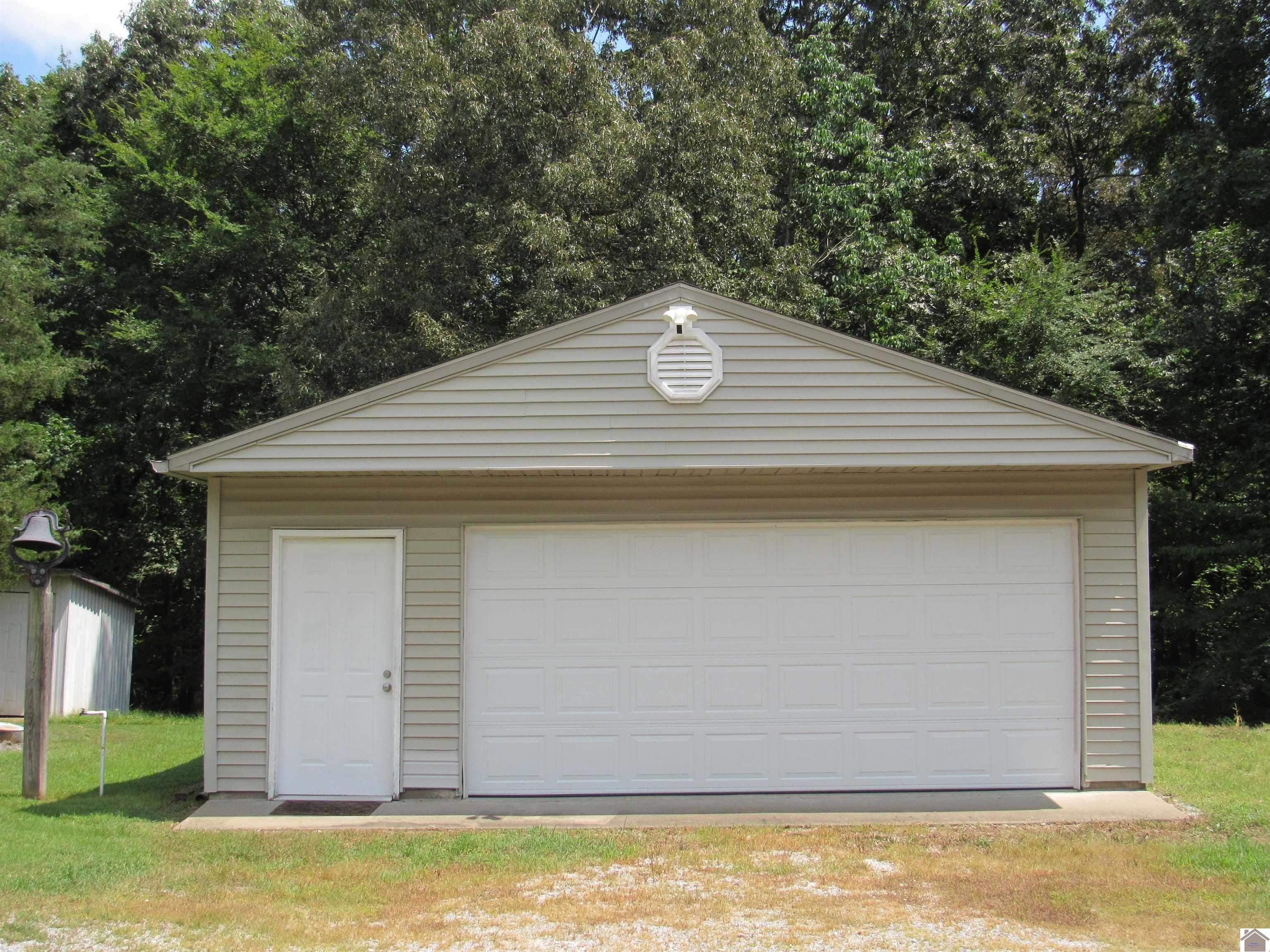 240 Lansing Ave, Paducah, KY 42003 Listing Photo  35