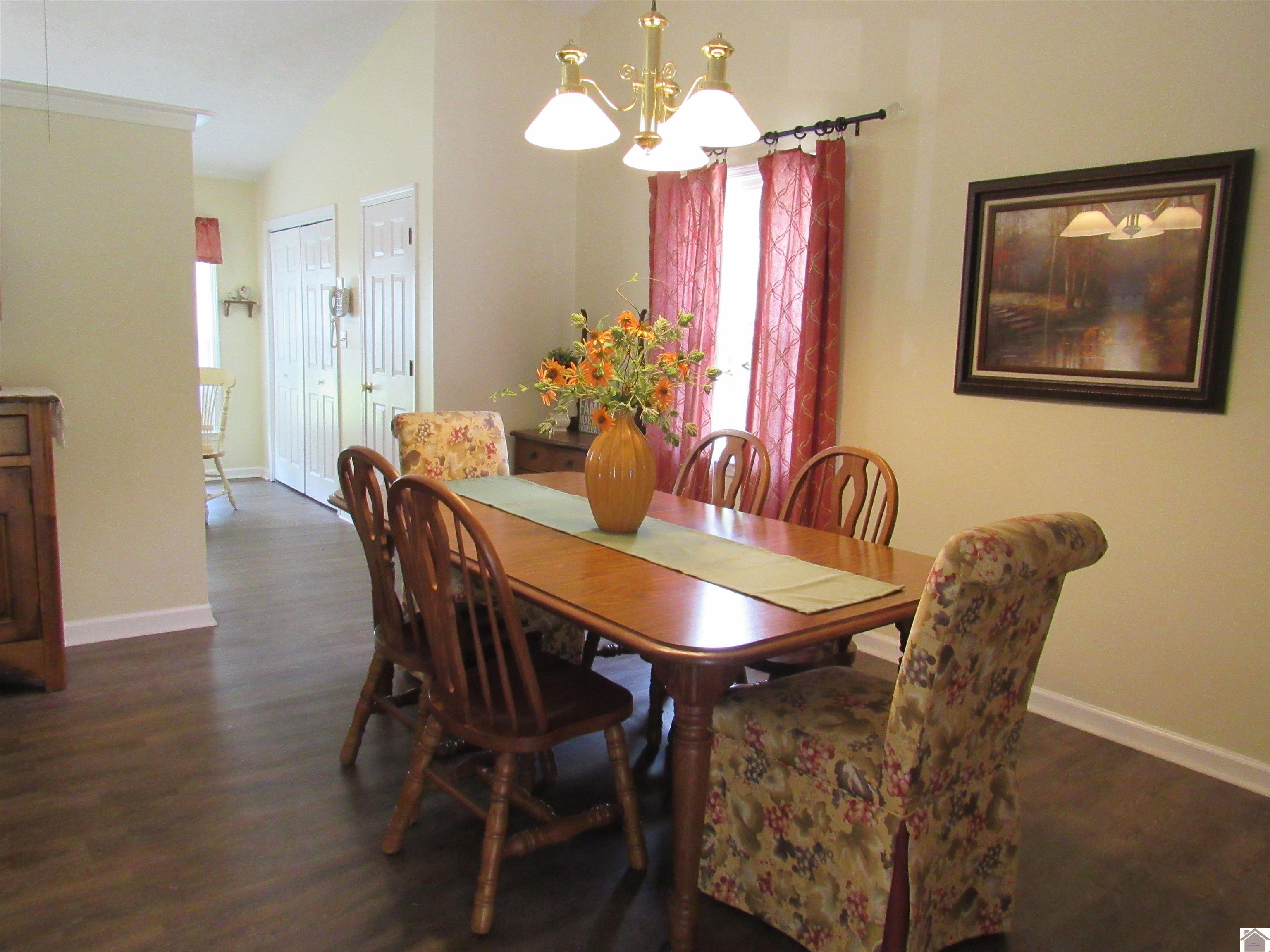 240 Lansing Ave, Paducah, KY 42003 Listing Photo  8