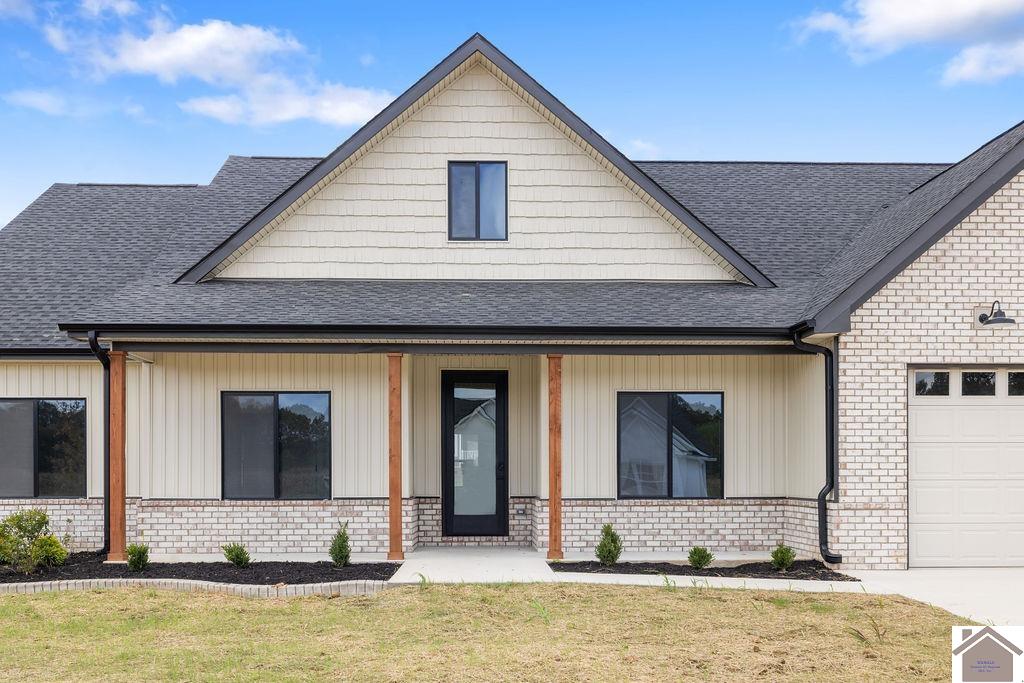 201 Ayly Estates Drive, Mayfield, KY 42066 Listing Photo  4