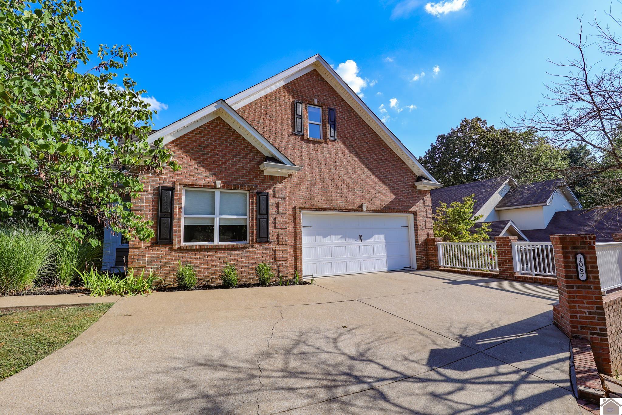 1067 Lakeview Drive, Paducah, KY 42003 Listing Photo  15