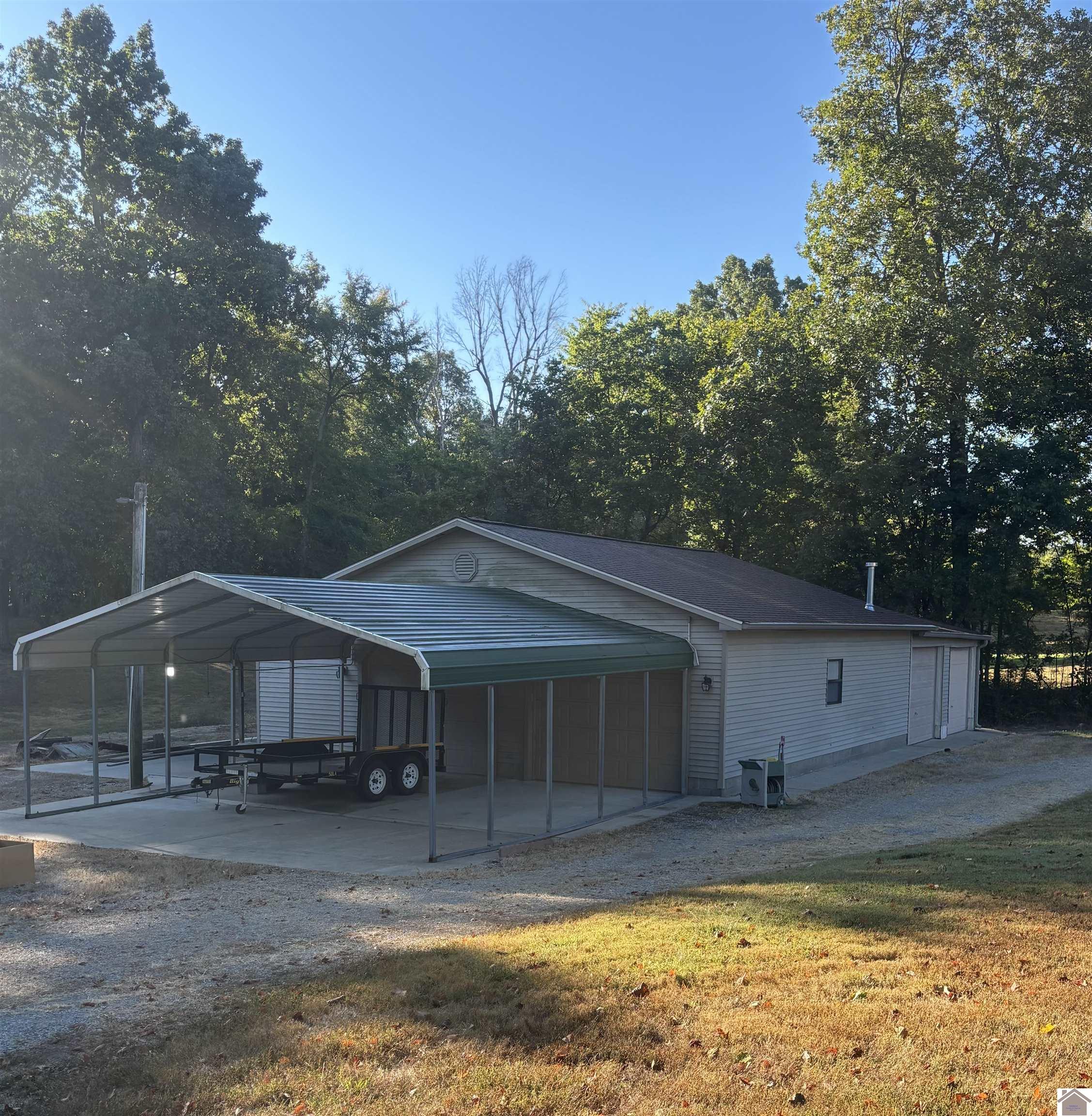 7505 Della Lane, Paducah, KY 42001 Listing Photo  41