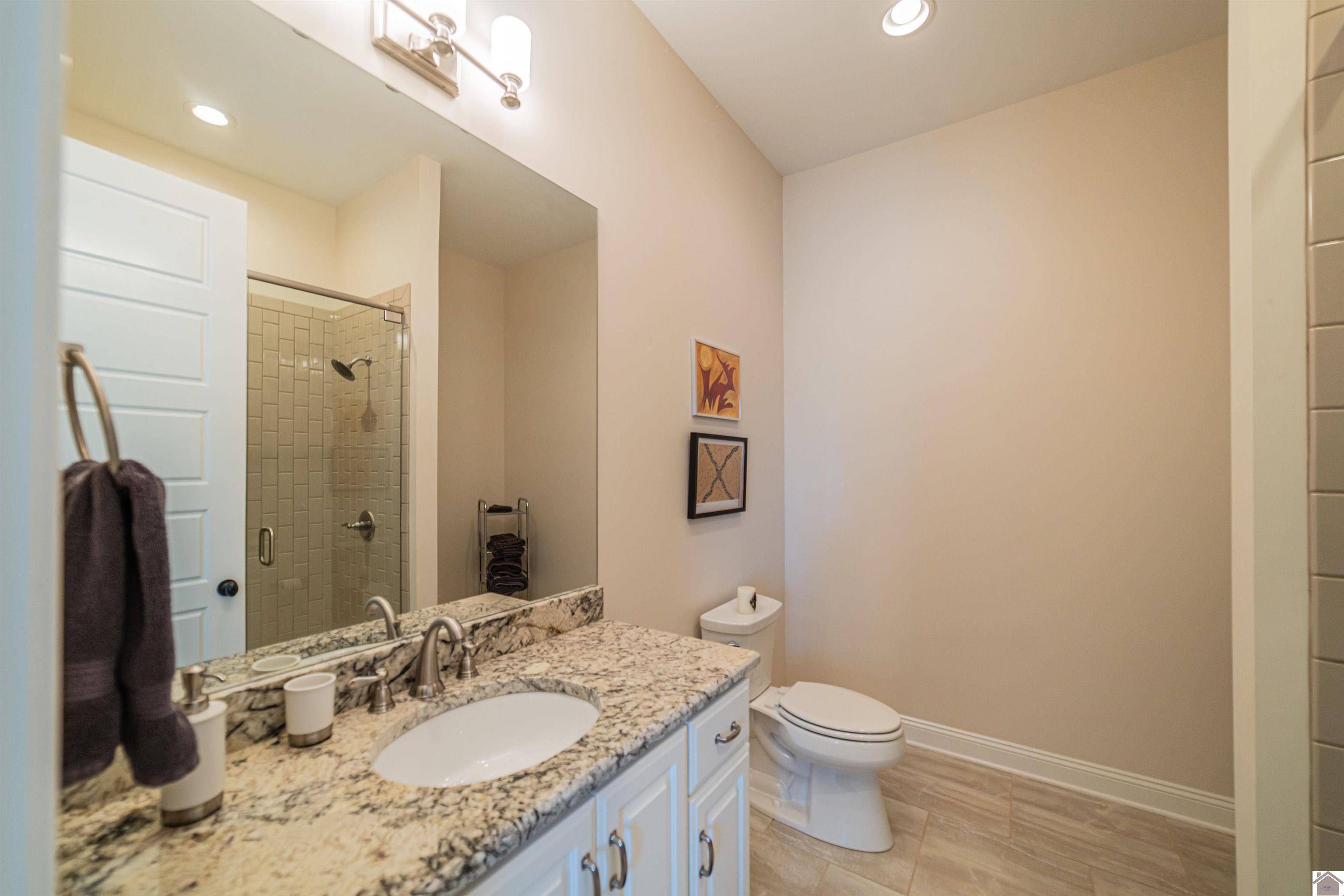 6722 Turnberry Drive, Paducah, KY 42001 Listing Photo  27