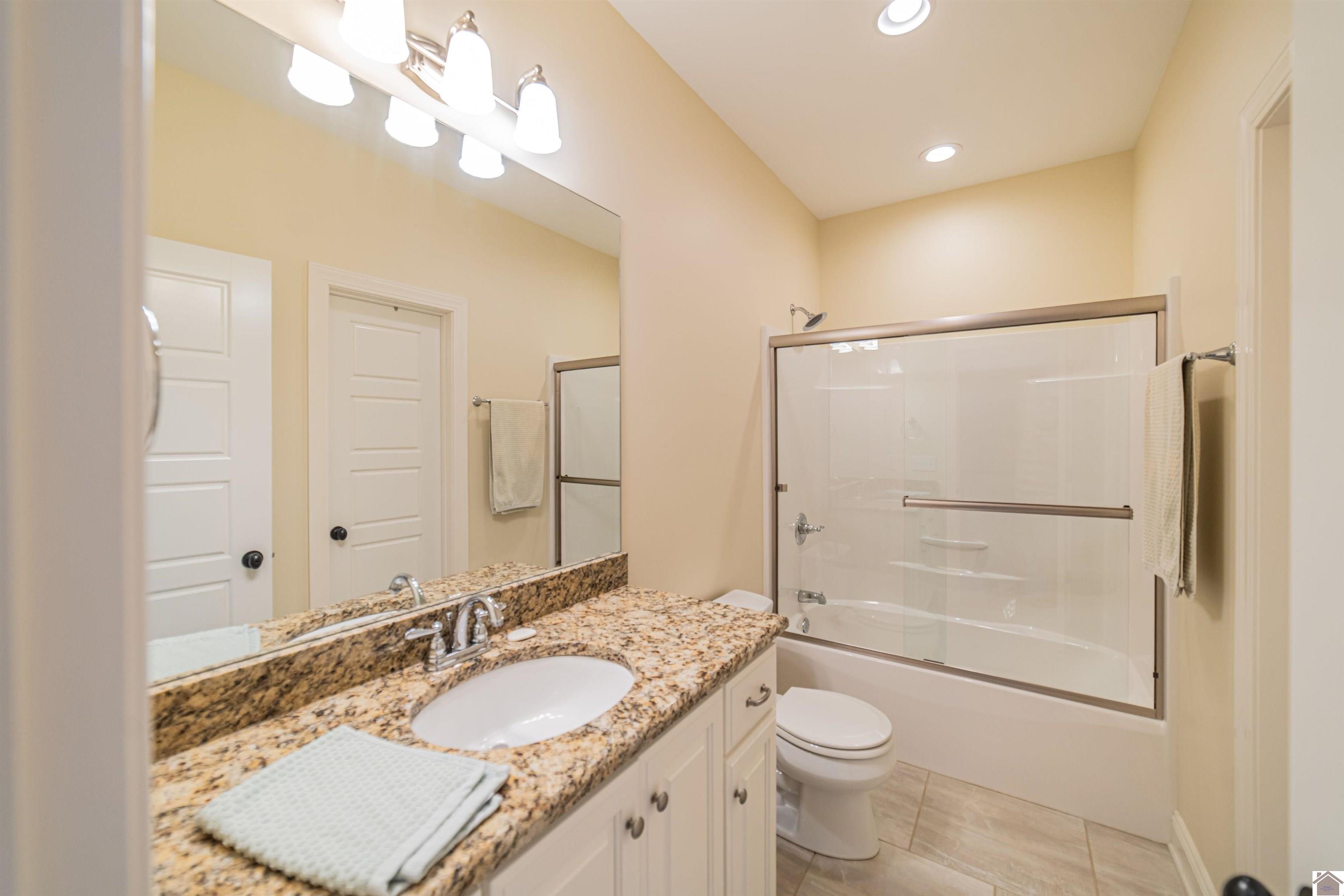 6722 Turnberry Drive, Paducah, KY 42001 Listing Photo  37