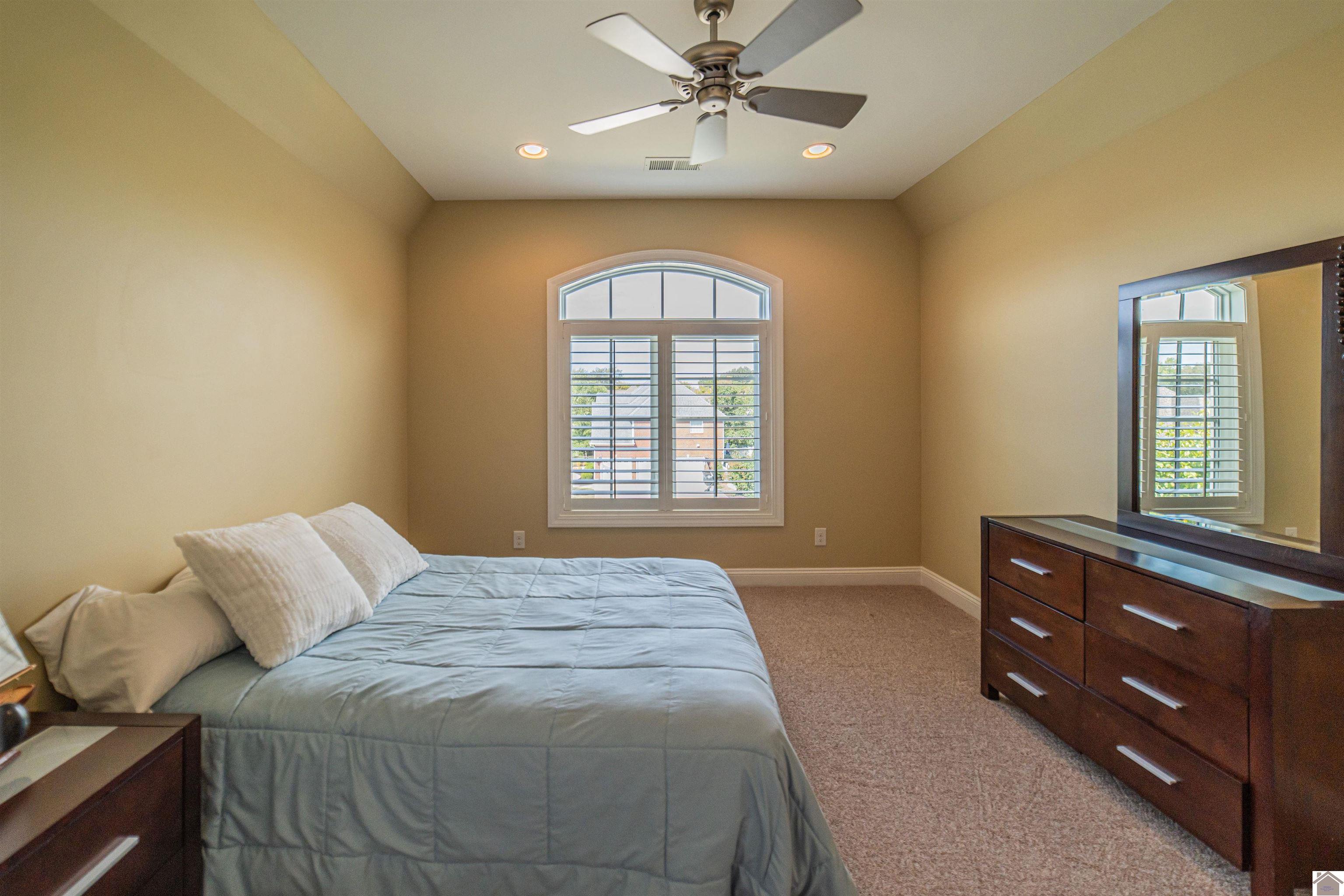 6722 Turnberry Drive, Paducah, KY 42001 Listing Photo  38