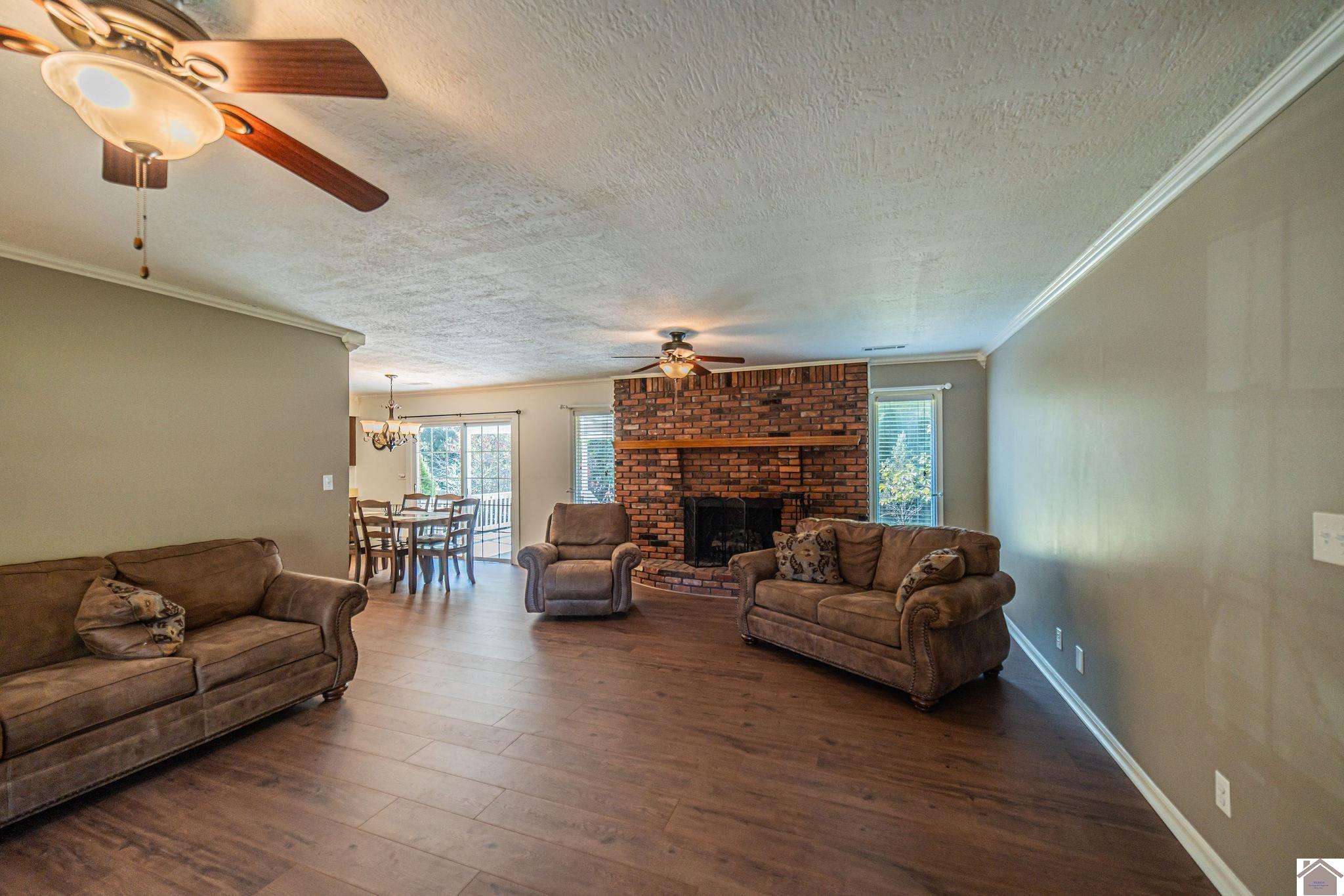 6230 Connie Sue Avenue, Paducah, KY 42001 Listing Photo  7