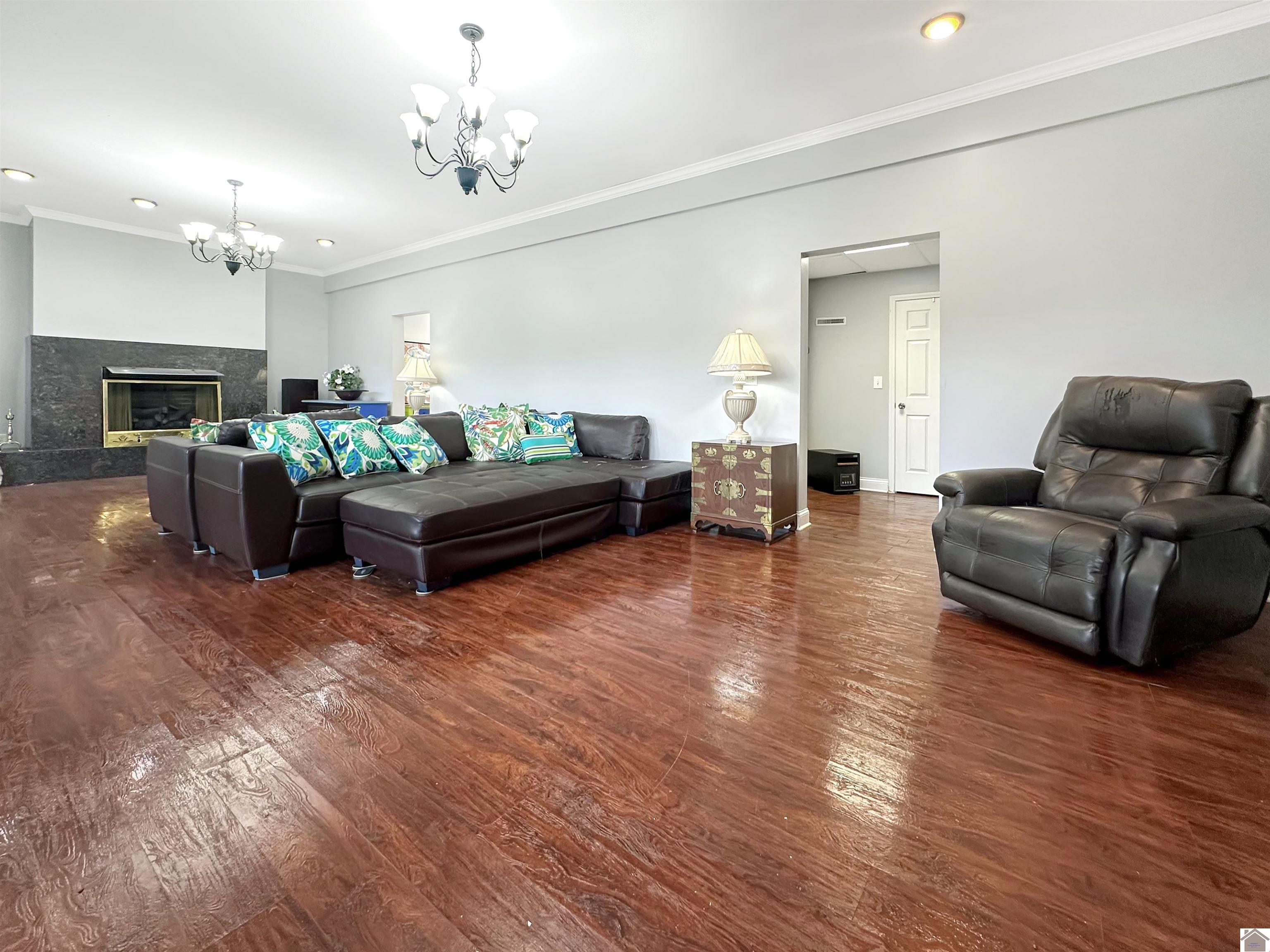 208 Goose Creek Dr, Cadiz, KY 42211 Listing Photo  8