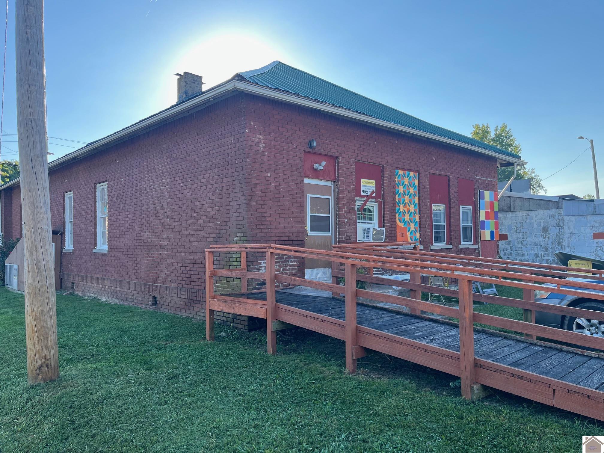 1901 Bridge Street, Paducah, KY 42003 Listing Photo  4