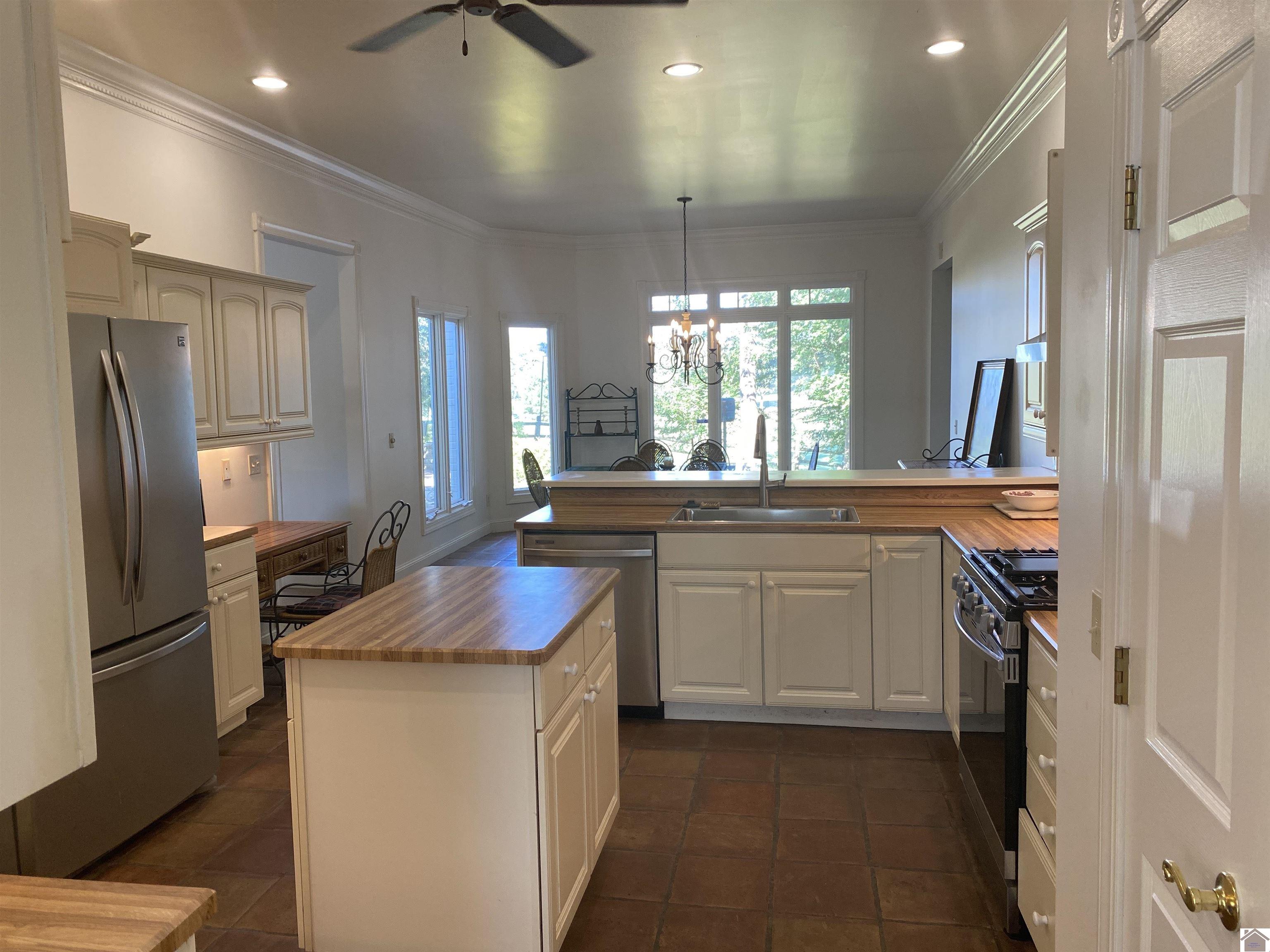 116 Arbor Crest Dr, Mayfield, KY 42066 Listing Photo  26