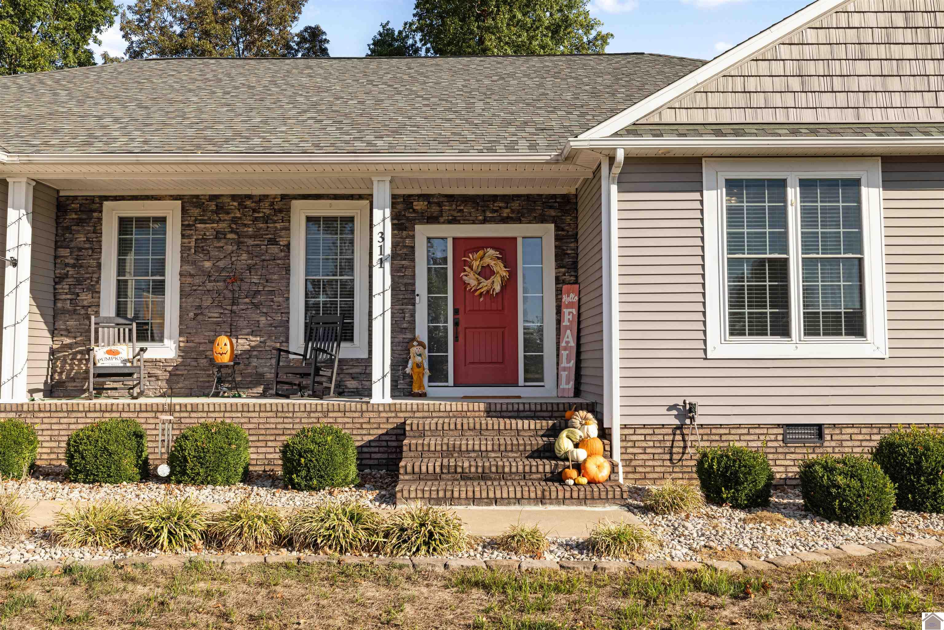 311 Mallard Cove, Mayfield, KY 42066 Listing Photo  2