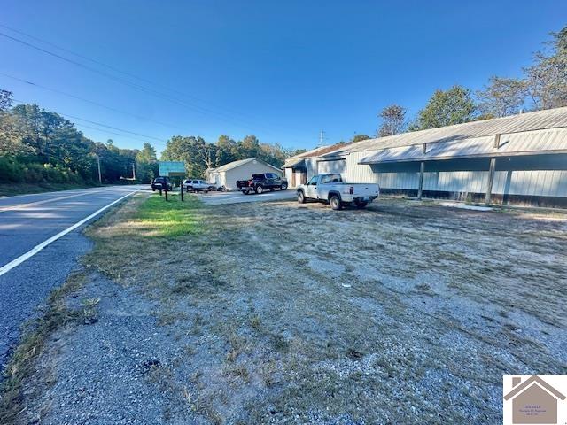 13871 US Hwy 68 E, Benton, KY 42025 Listing Photo  2