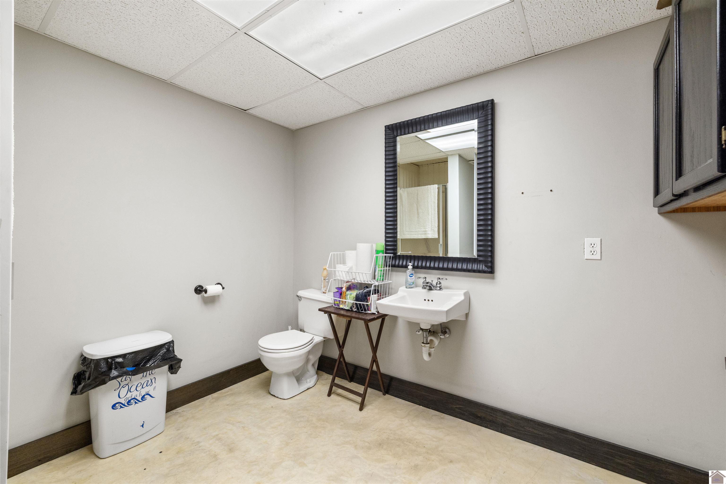 1301 Chestnut Street, Murray, KY 42071 Listing Photo  24