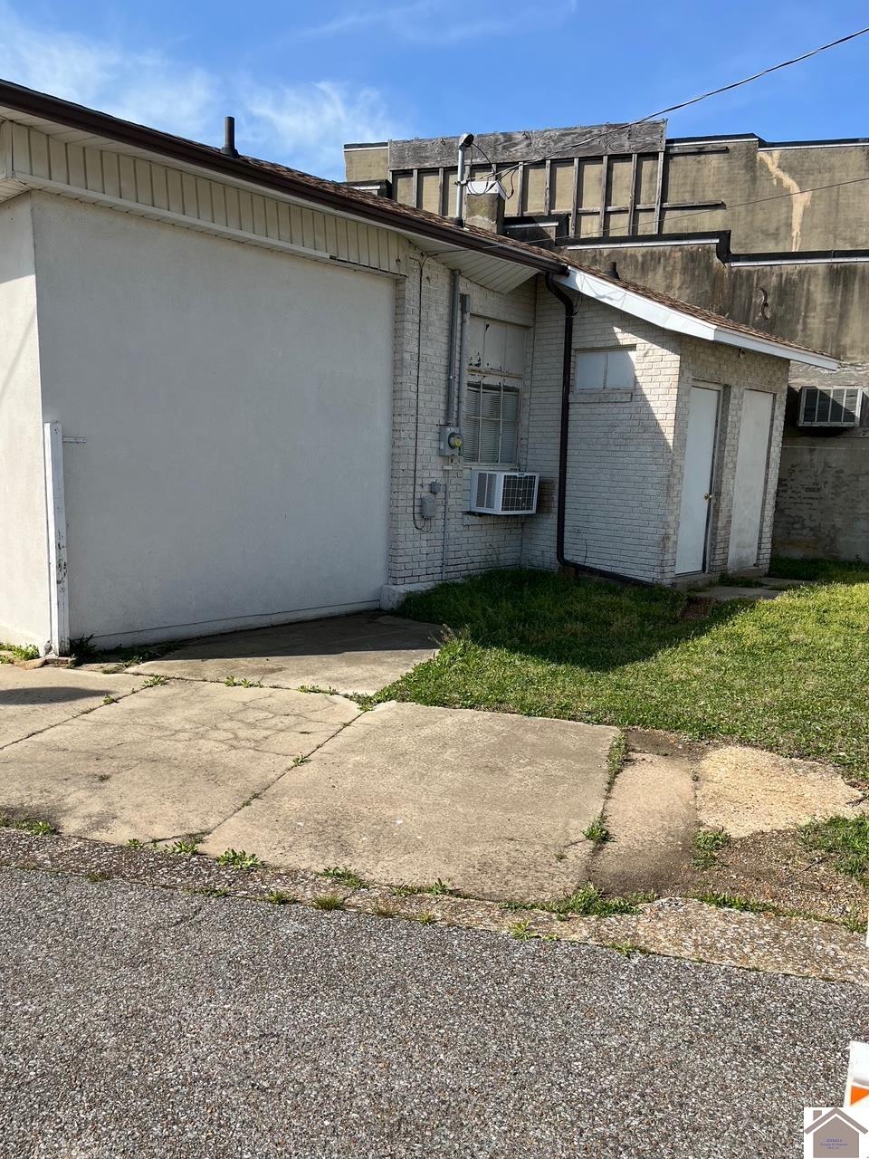 301 Main Street, Hazel, KY 42049 Listing Photo  5