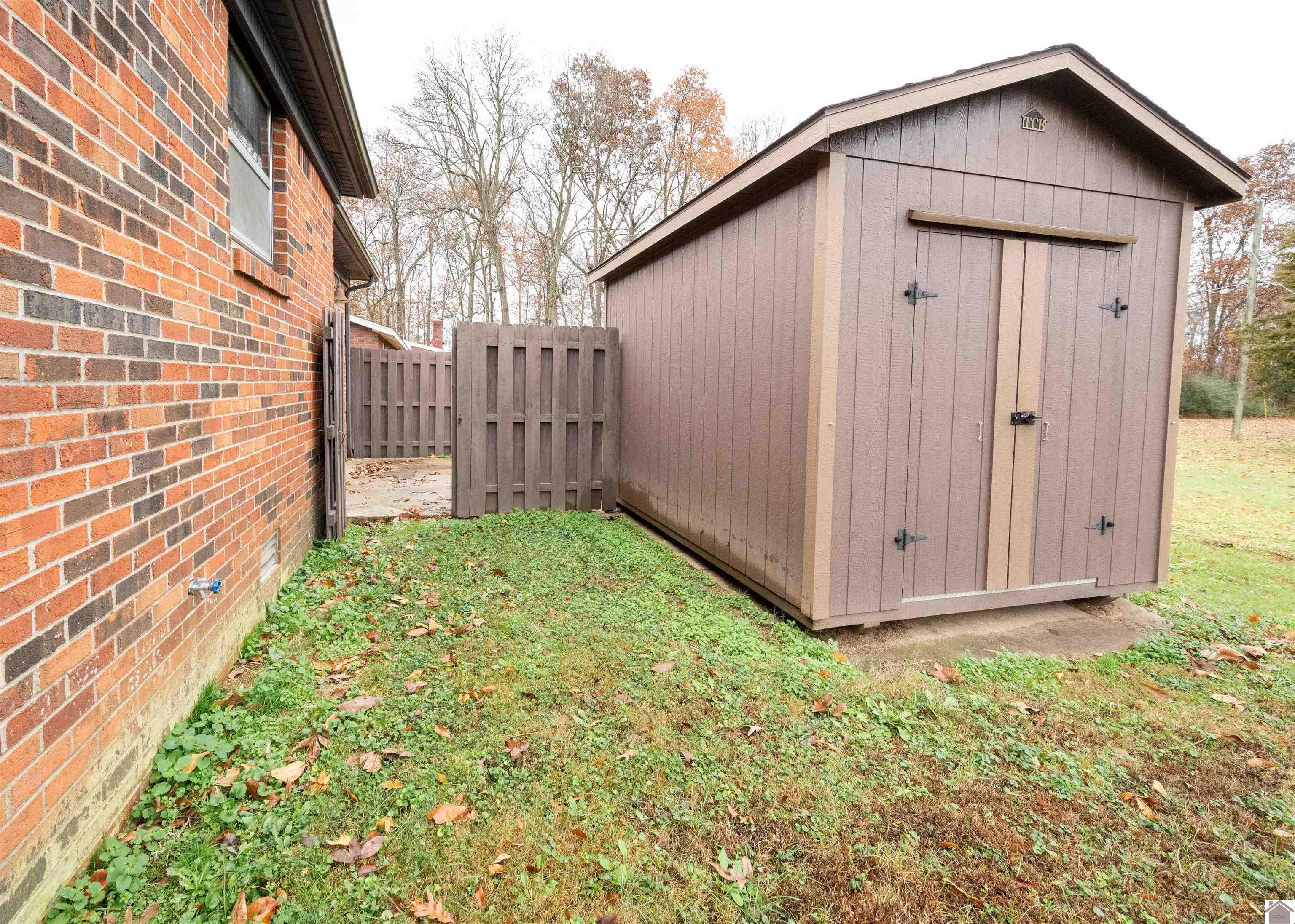 210 Irvin Cobb, Murray, KY 42071 Listing Photo  30