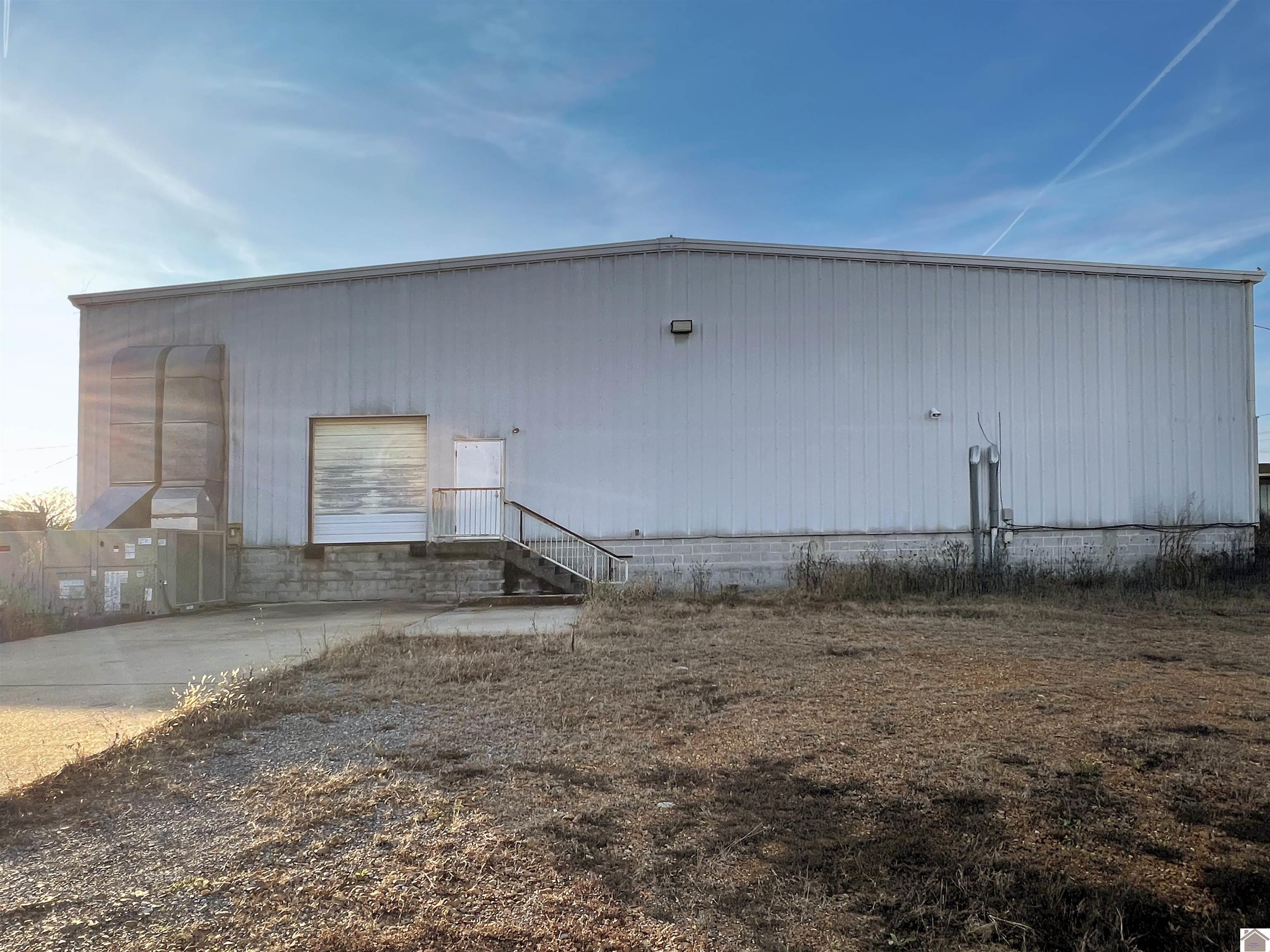 623 S 4th, Murray, KY 42071 Listing Photo  4