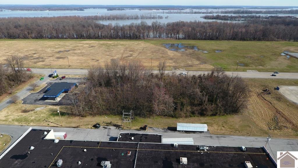 3201 Wayne Sullivan Drive, Paducah, KY 42001 Listing Photo  12