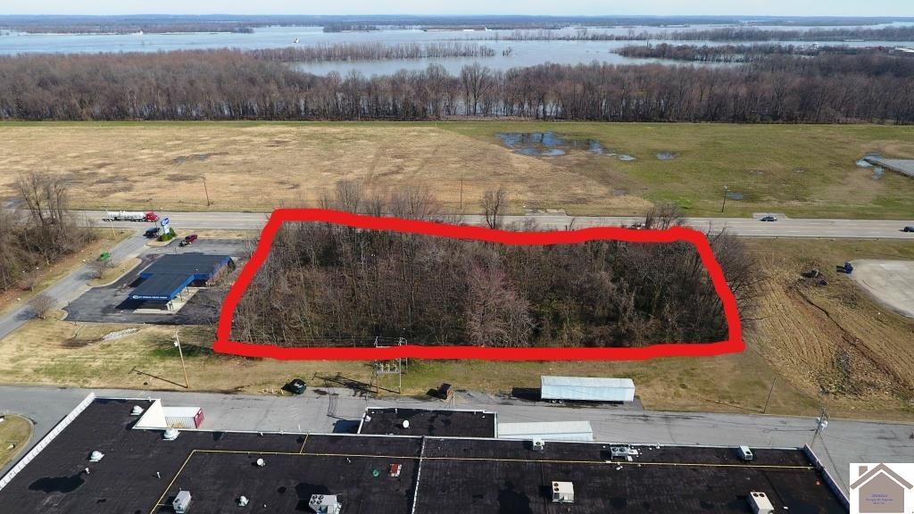 3201 Wayne Sullivan Drive, Paducah, KY 42001 Listing Photo  14