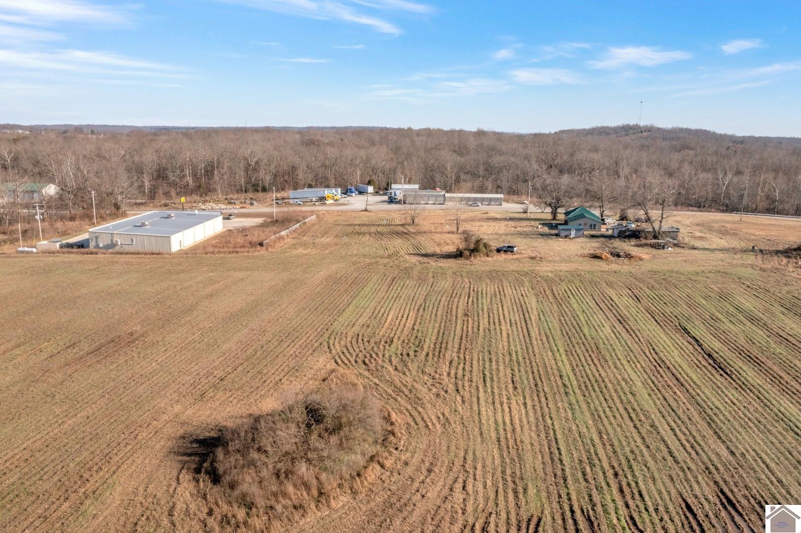 000 Madisonville Rd, Hopkinsville, KY 42240 Listing Photo  6