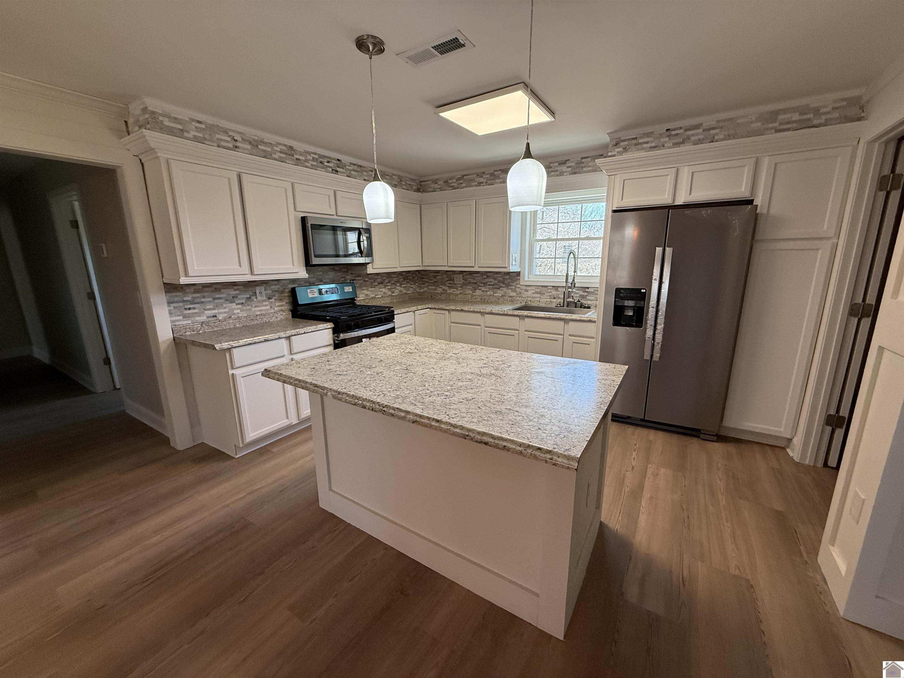 2842 ST RT 303, Mayfield, KY 42066 Listing Photo  4