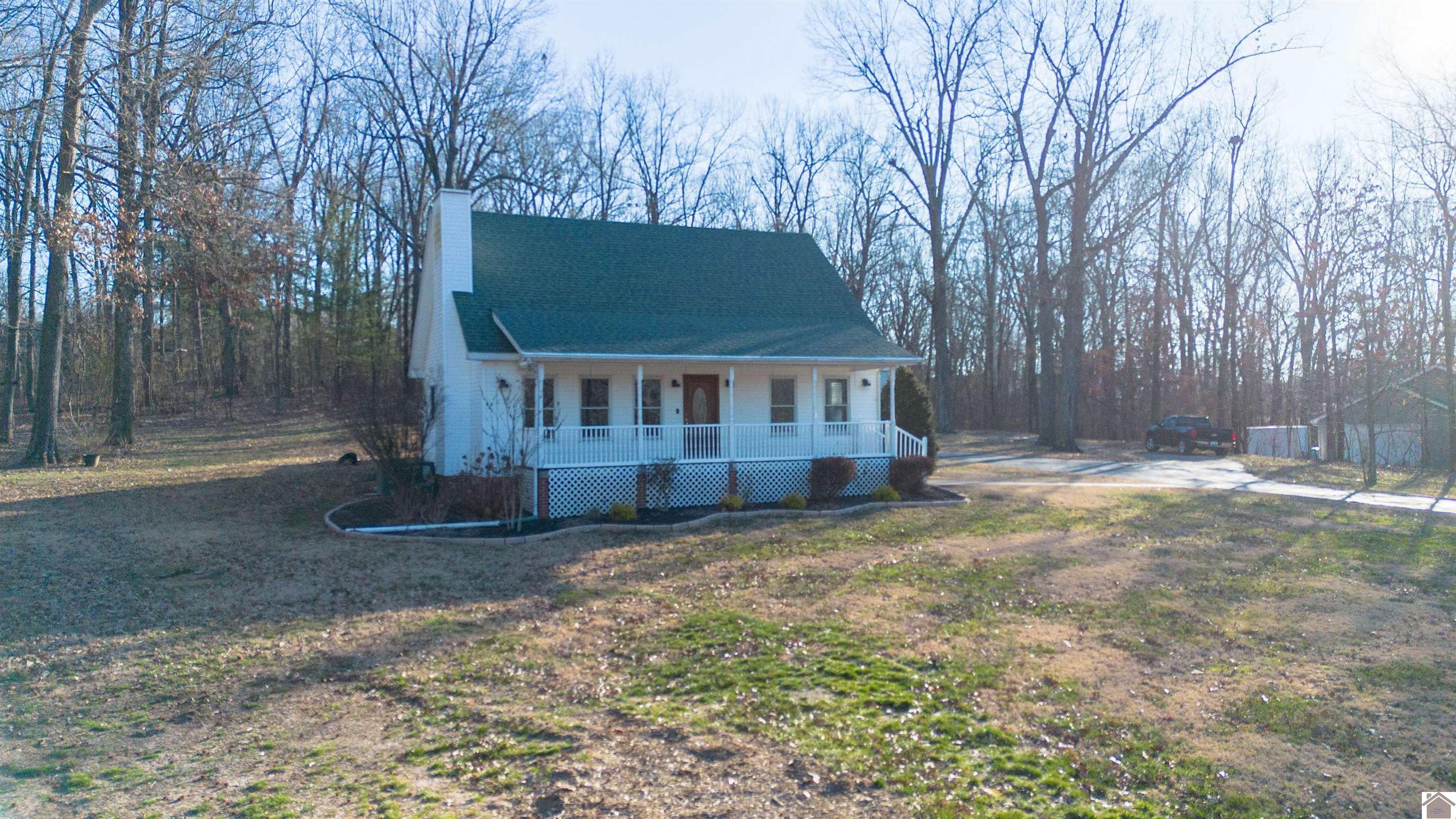 925 Wayside Dr, Paducah, KY 42003 Listing Photo  3